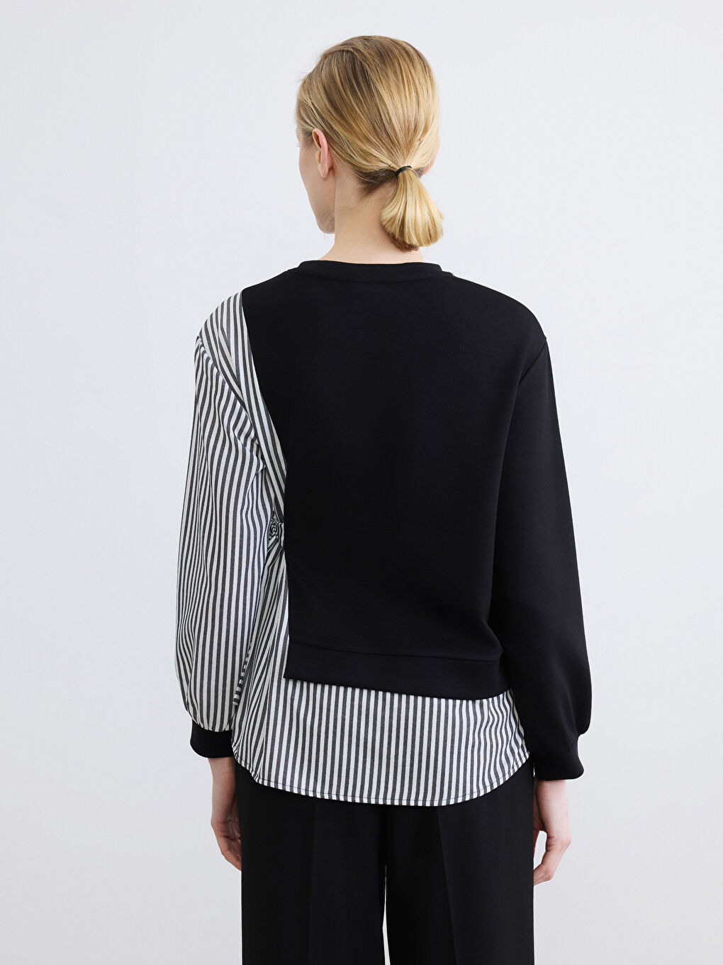 Siyah Fiyonklu Çizgili Kadın Sweatshirt Tunik-3