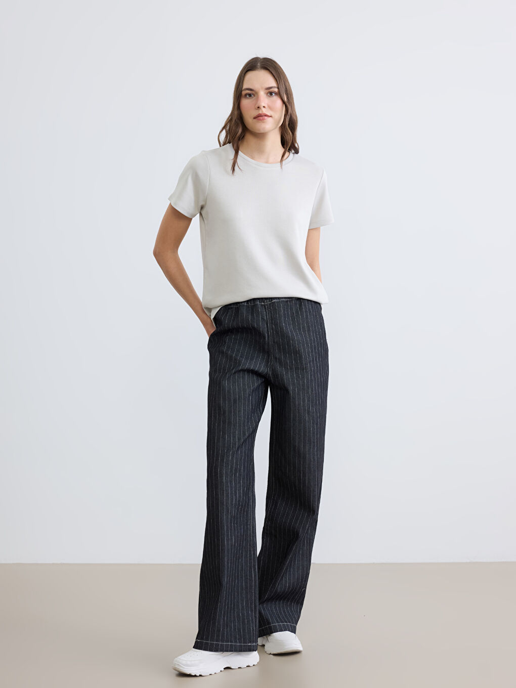 Siyah Beli Lastikli Çizgili Wideleg Kadın Jean Pantolon