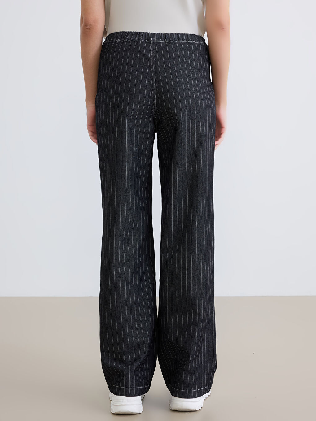 Siyah Beli Lastikli Çizgili Wideleg Kadın Jean Pantolon-3