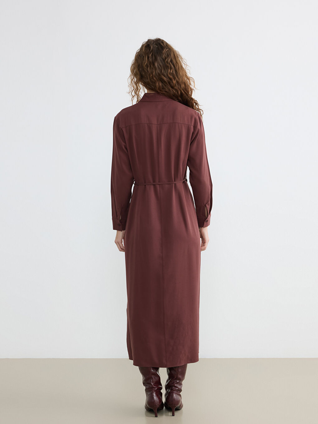 Kahverengi Kemerli Belden Oturtmalı Gömlek Elbise-4