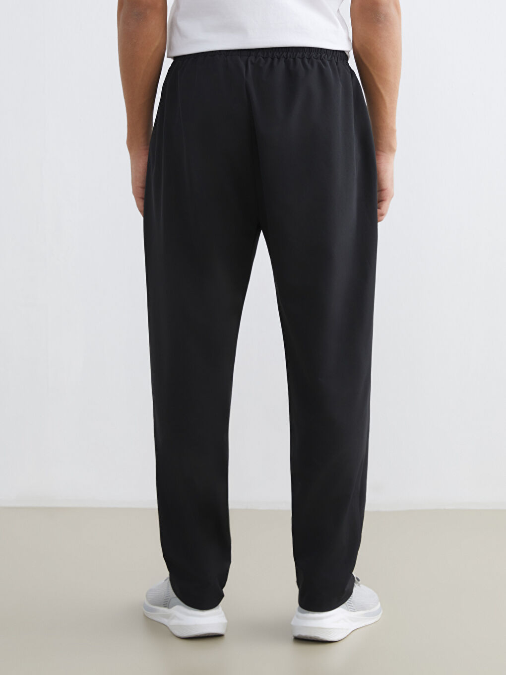 Relaxed Fit Men's Sweatpants-3