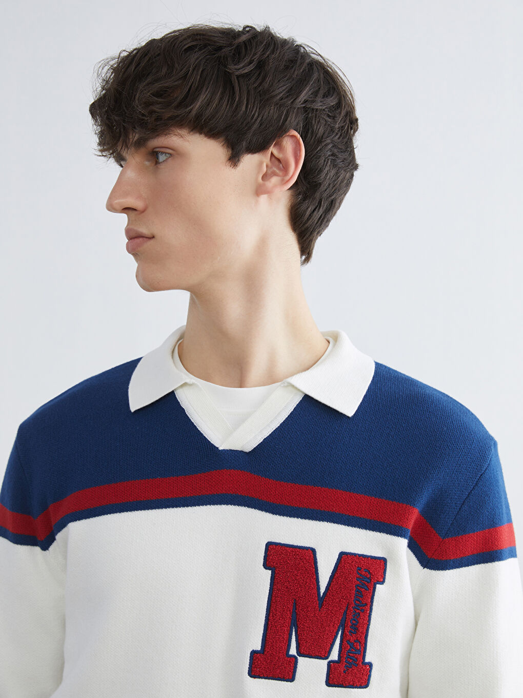 Embroidered Polo Neck Men's Knit Sweater