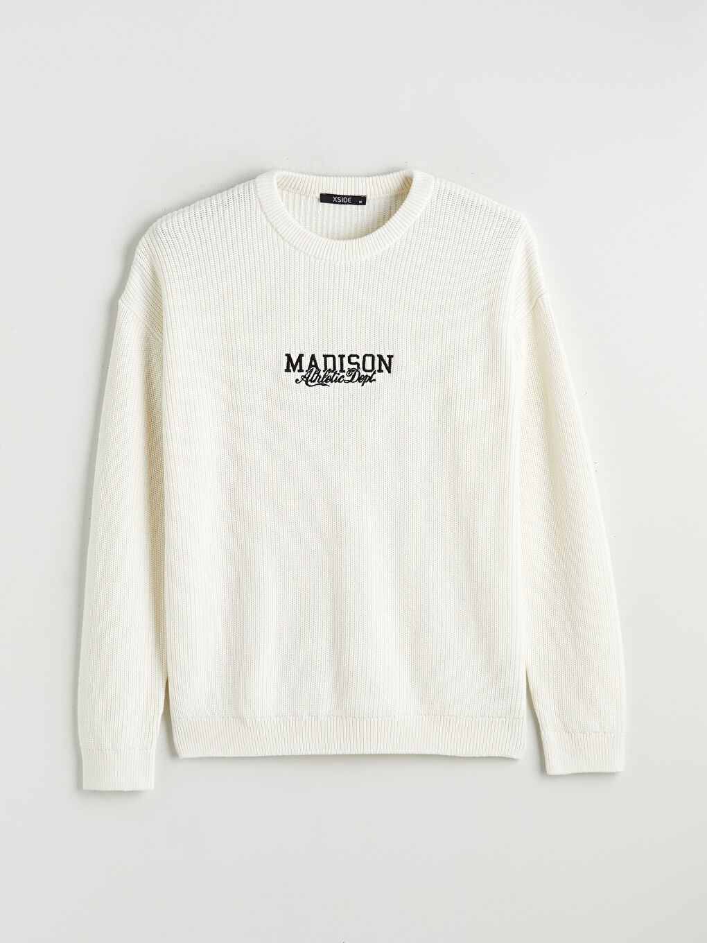 Embroidered Crew Neck Knit Sweater for Men-4