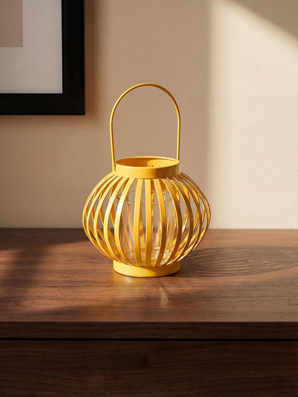 Жёлтый Подсвечник