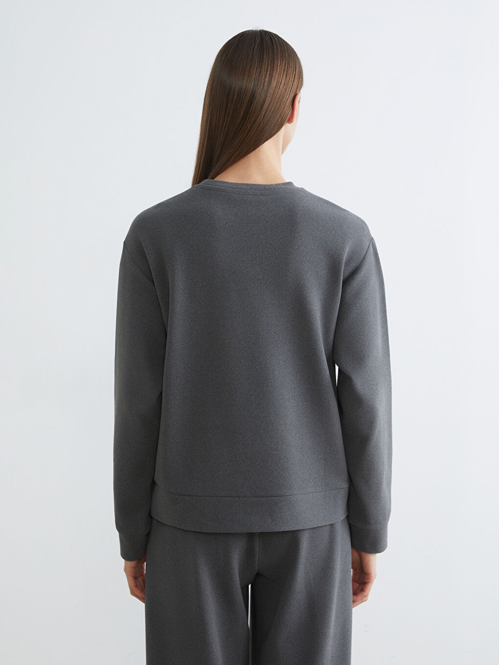 Dukserica sa okruglim izrezom za žene-3