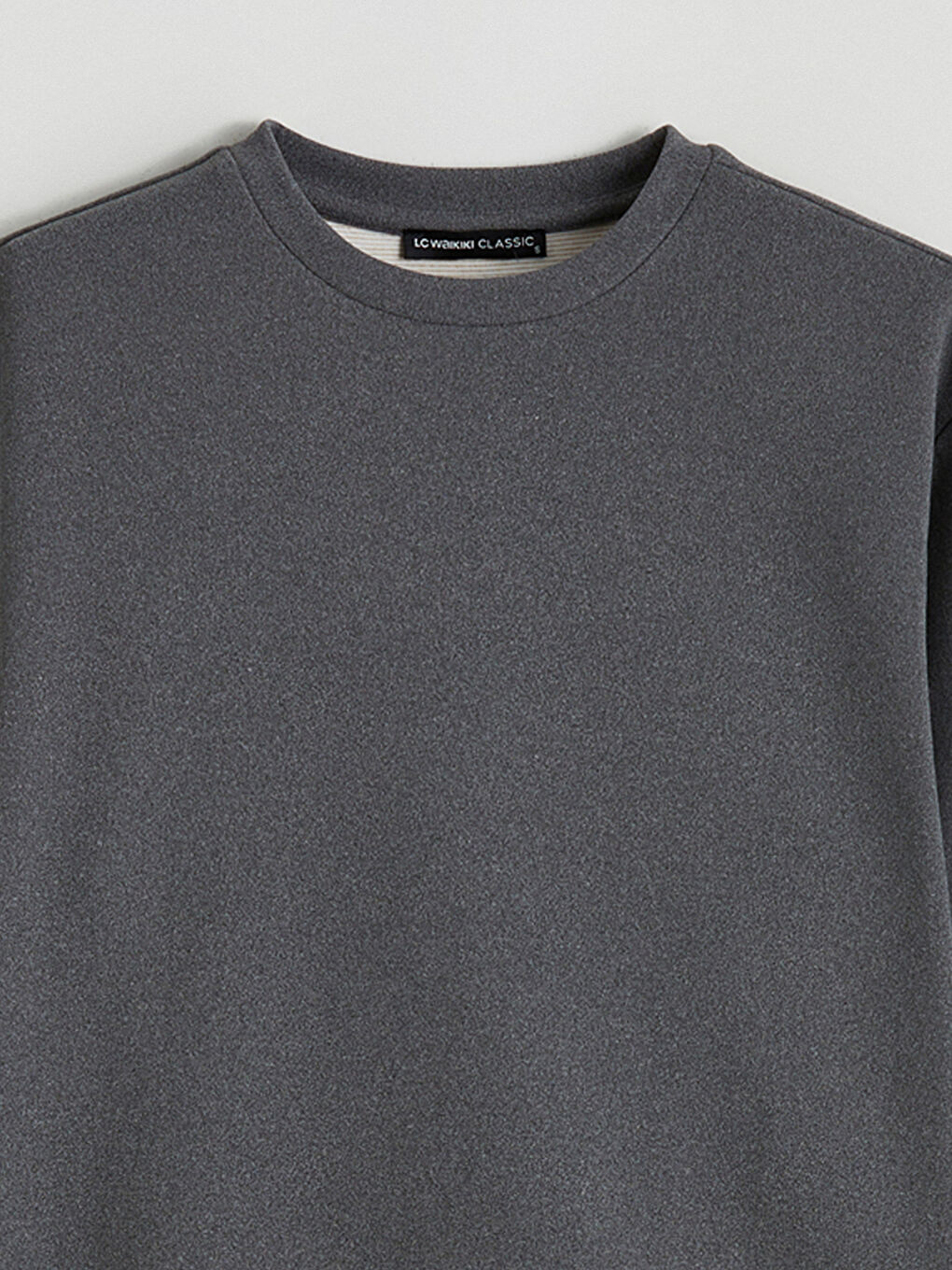 Dukserica sa okruglim izrezom za žene-5