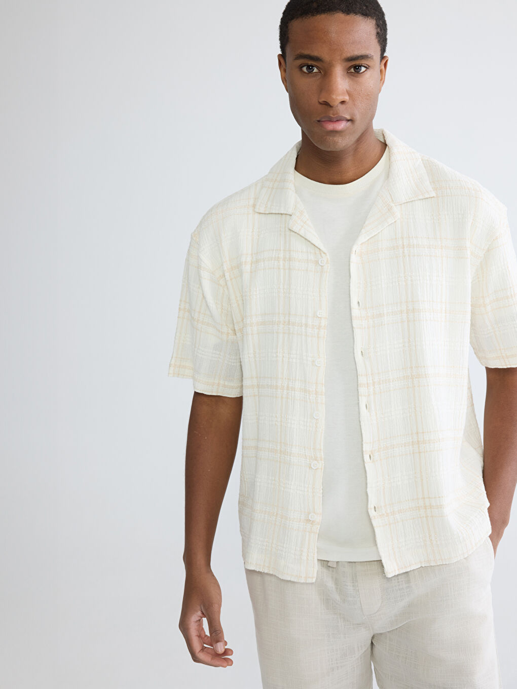 Ekru Regular Fit Erkek Gömlek
