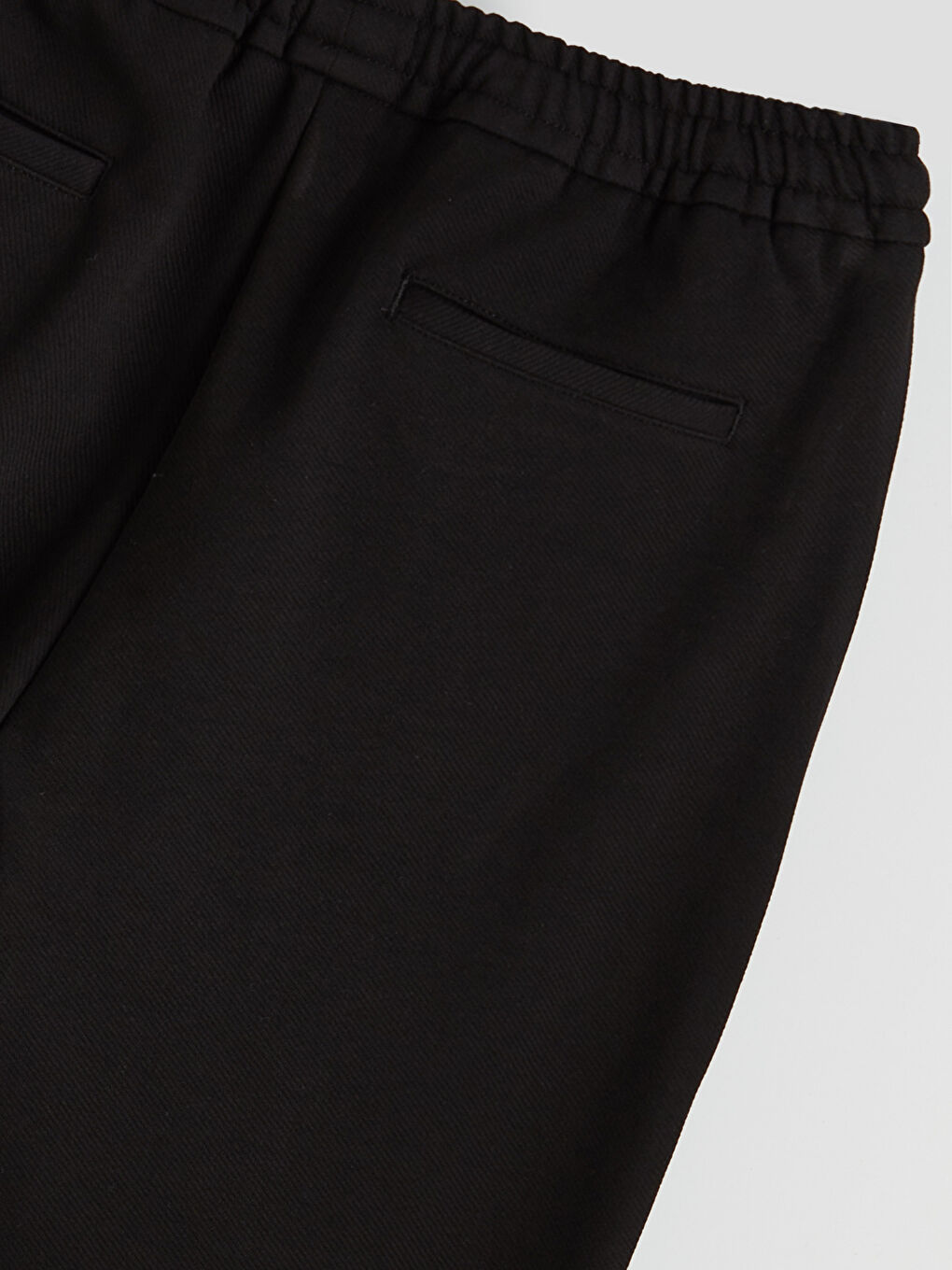Siyah Beli Lastikli Regular Fit Erkek Pantolon-1