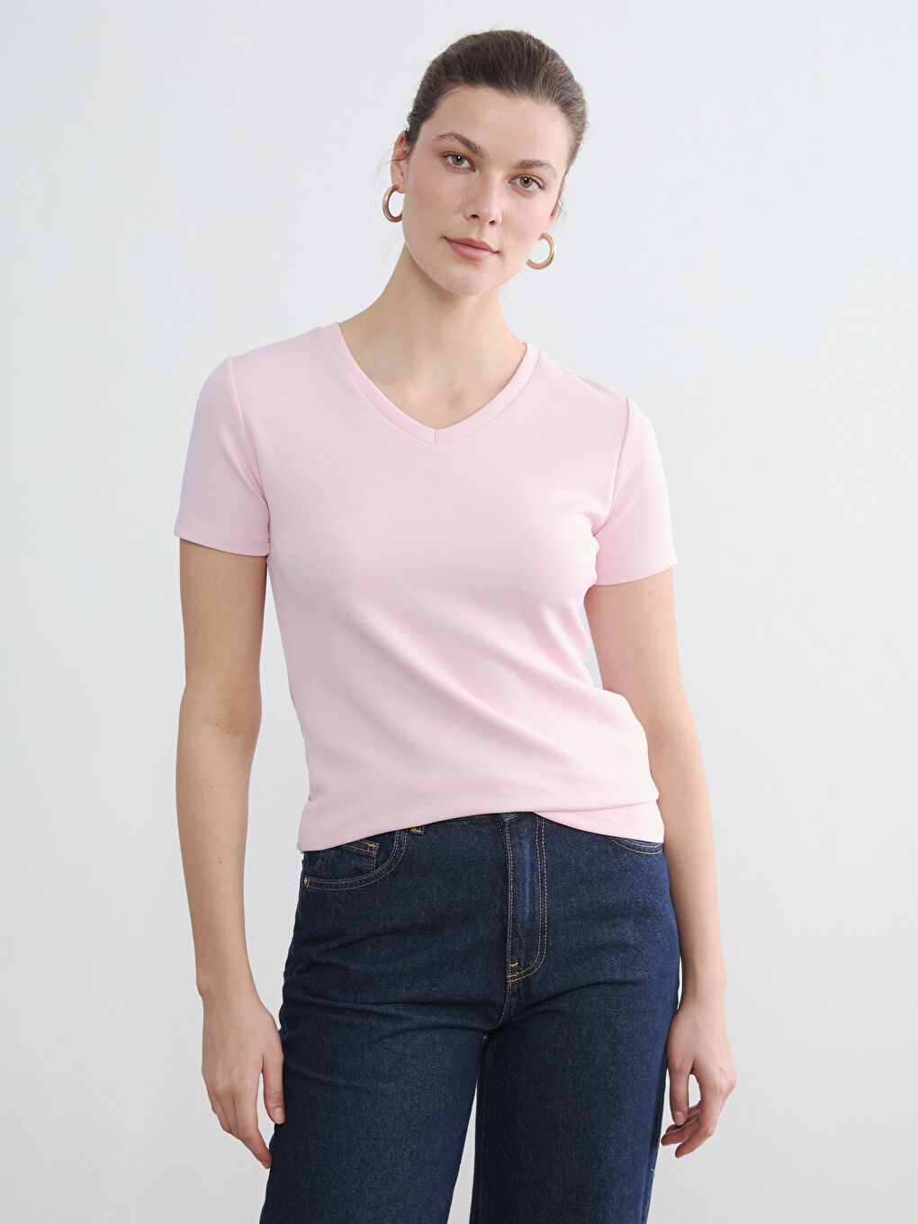 Pembe V Yaka Soft Touch Kadın Tişört	