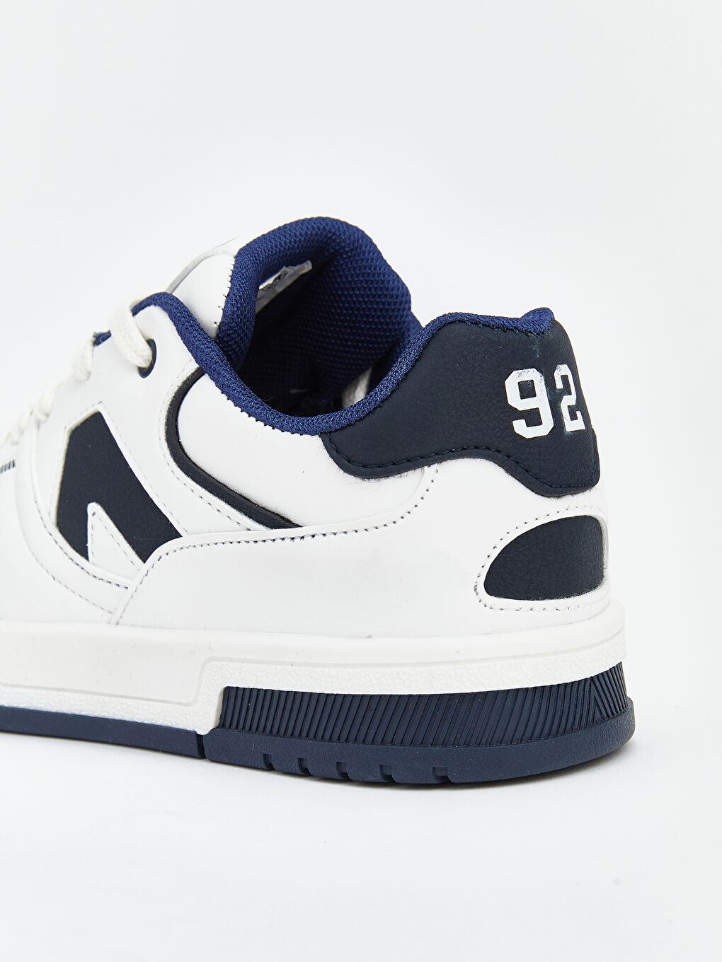 Beyaz Deri Görünümlü Erkek Çocuk Spor Ayakkabı-4