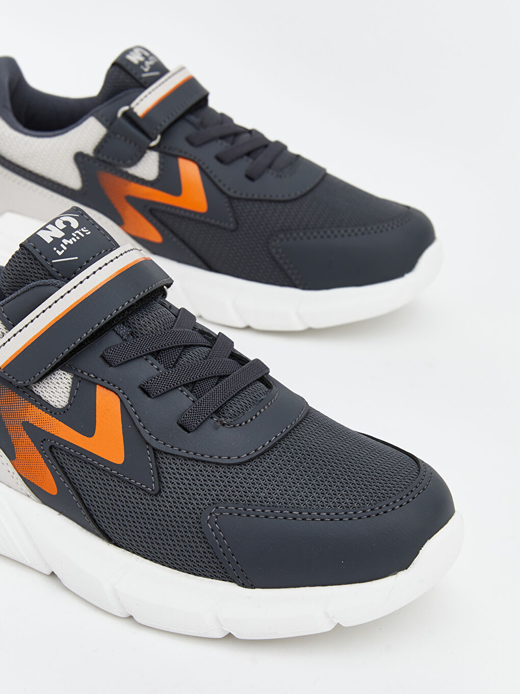 Antrasit Bağcık ve Cırt Cırtlı Erkek Çocuk Spor Ayakkabı-2