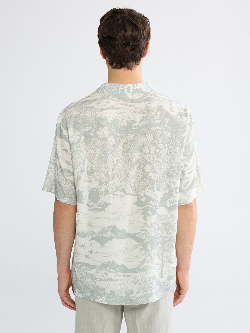 Ekru Regular Fit Resort Yaka Desenli Erkek Gömlek-3