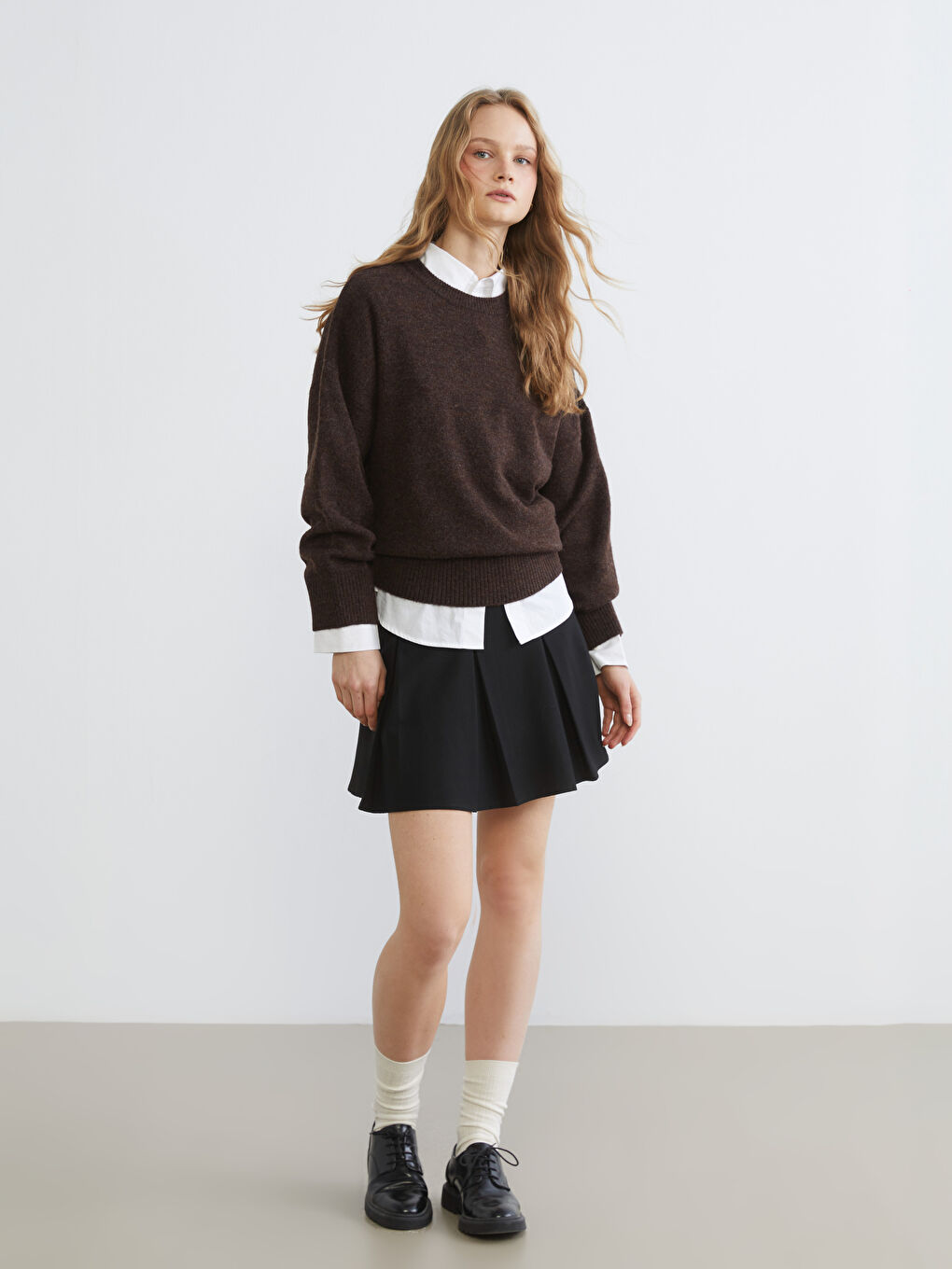 Women's Crew Neck Knit Sweater-1