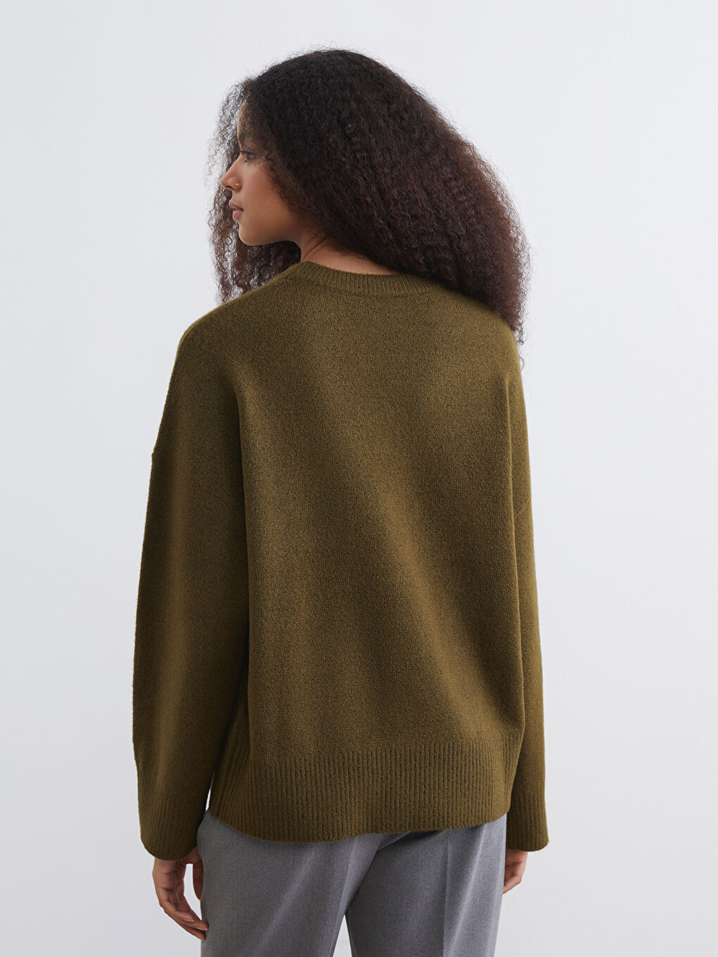 Women's Crew Neck Knit Sweater-3