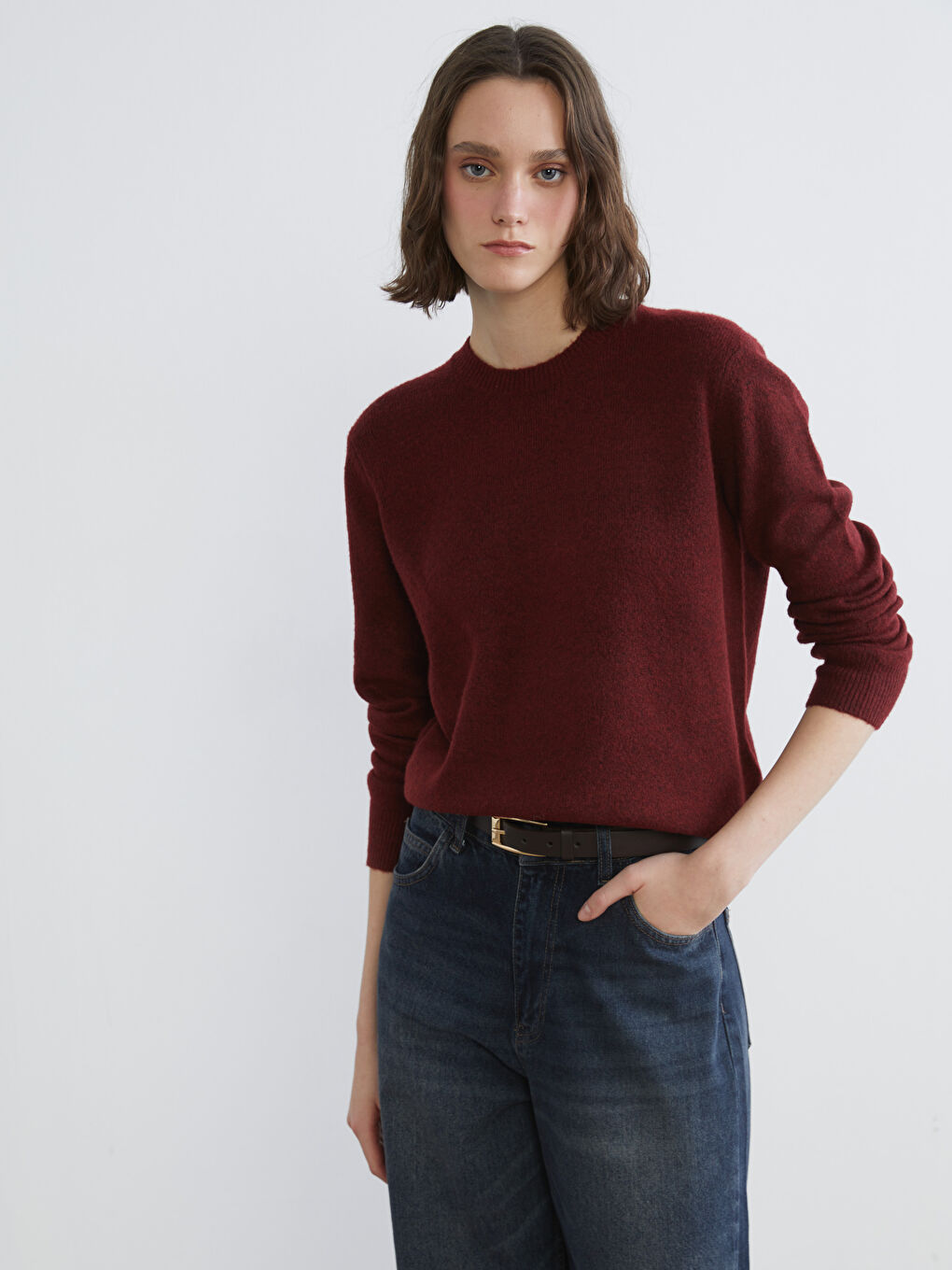 Women's Crew Neck Knit Sweater  