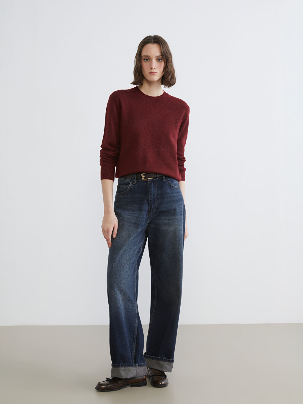 Women's Crew Neck Knit Sweater  -1