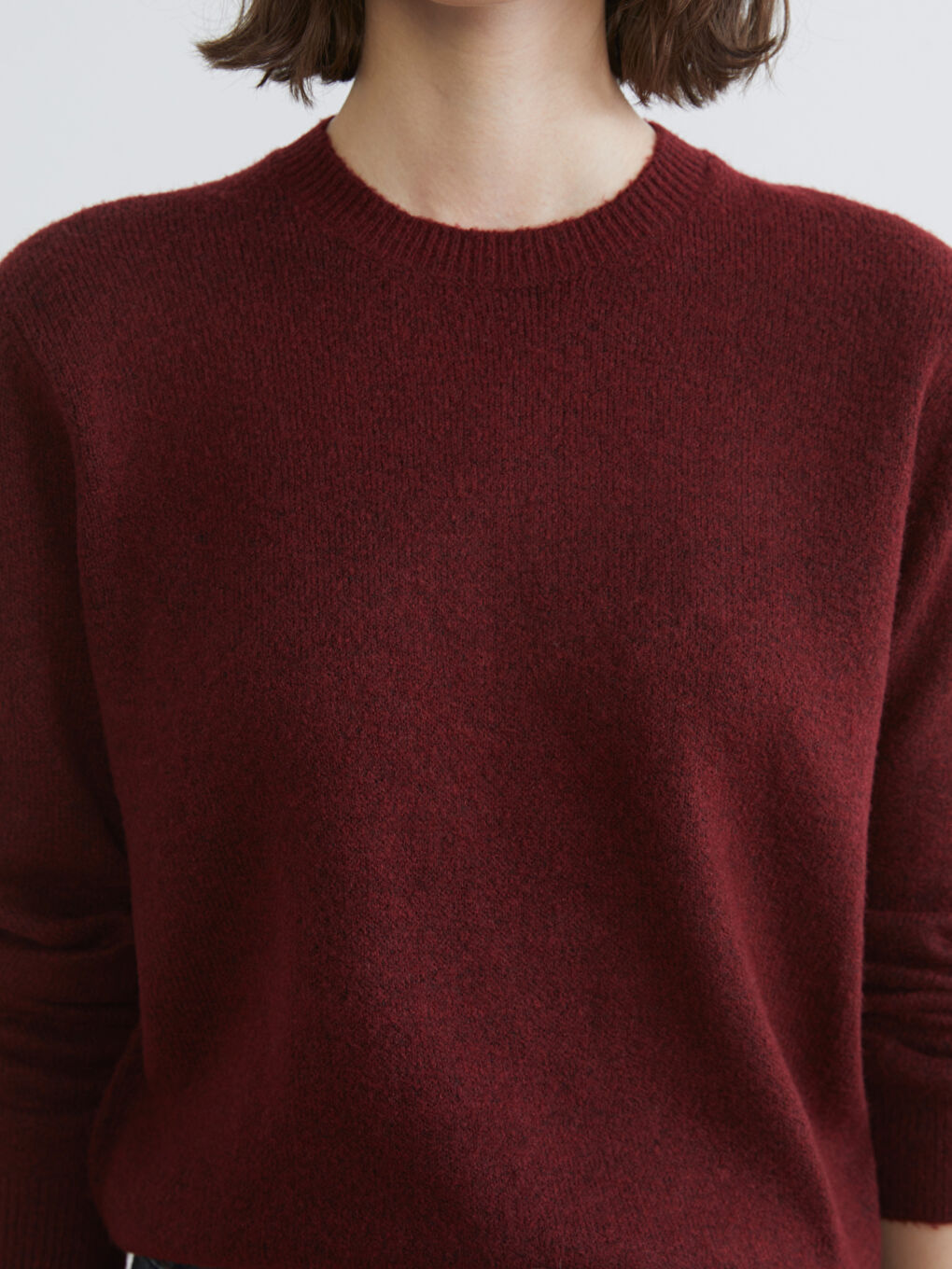 Women's Crew Neck Knit Sweater  -2