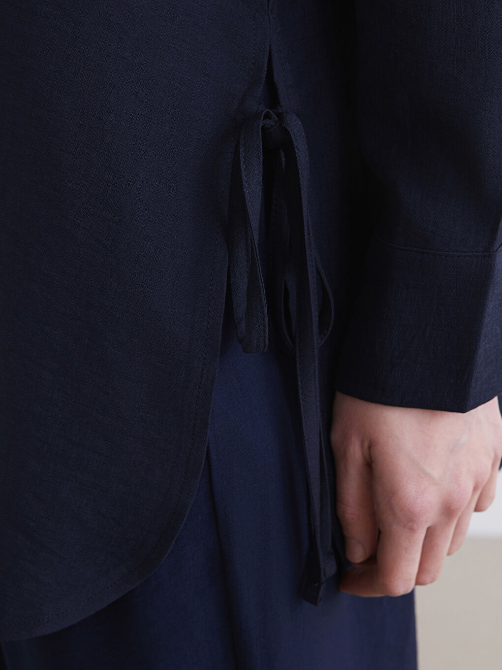 Armure Women's Tunic Shirt with Tie Detail-2