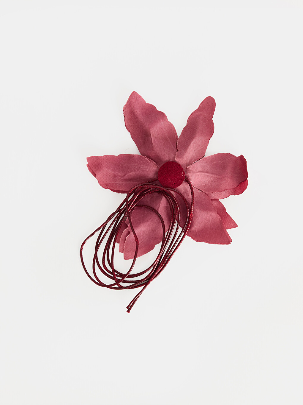 Flower Patterned Necklace-1