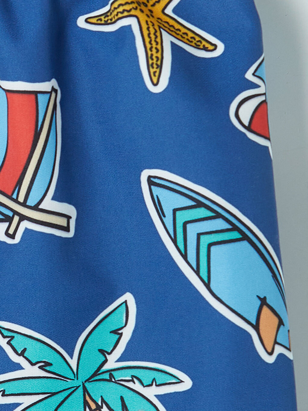 Beyaz California Baskılı Erkek Çocuk Atlet ve Deniz Şortu-6