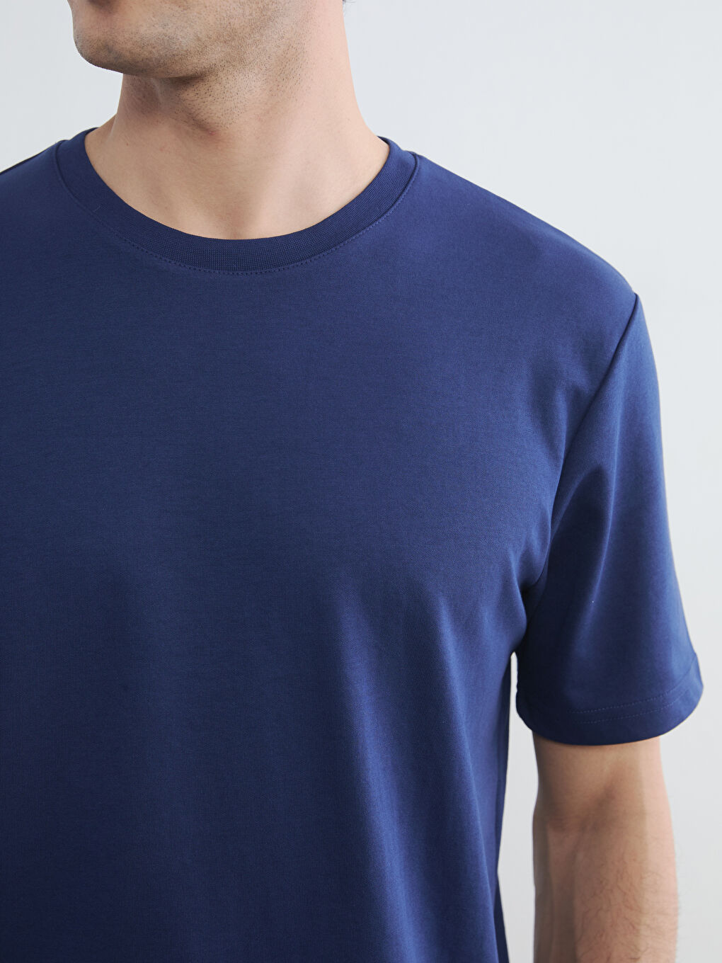 DRY TOUCH Crew Neck Men's T-Shirt-2