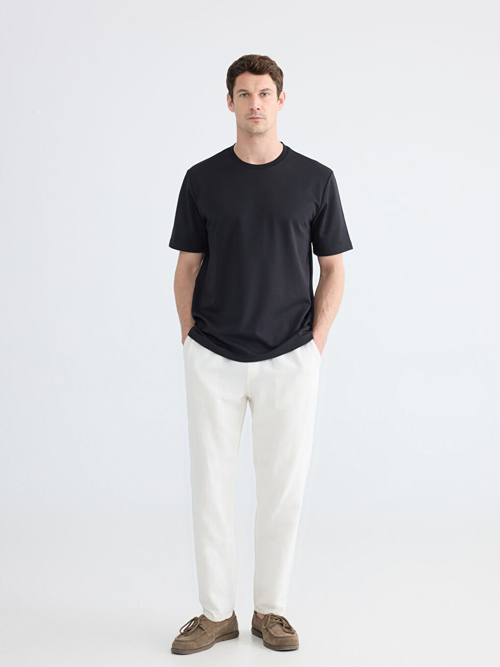 Siyah Bisiklet Yaka Erkek Tişört-1