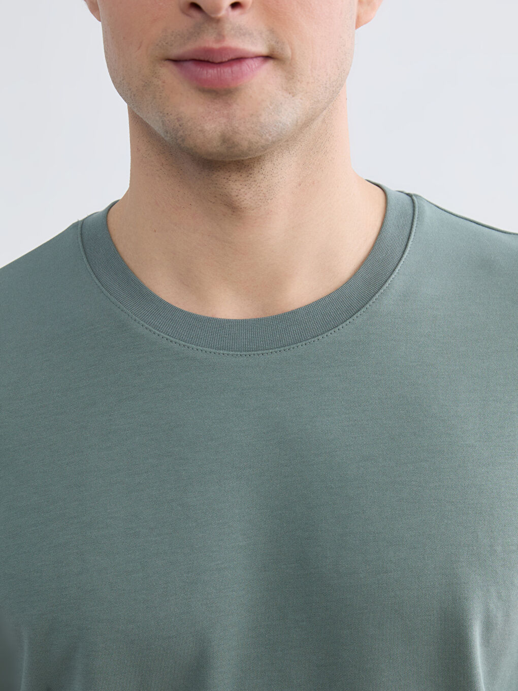 DRY TOUCH Crew Neck Men's T-Shirt-2