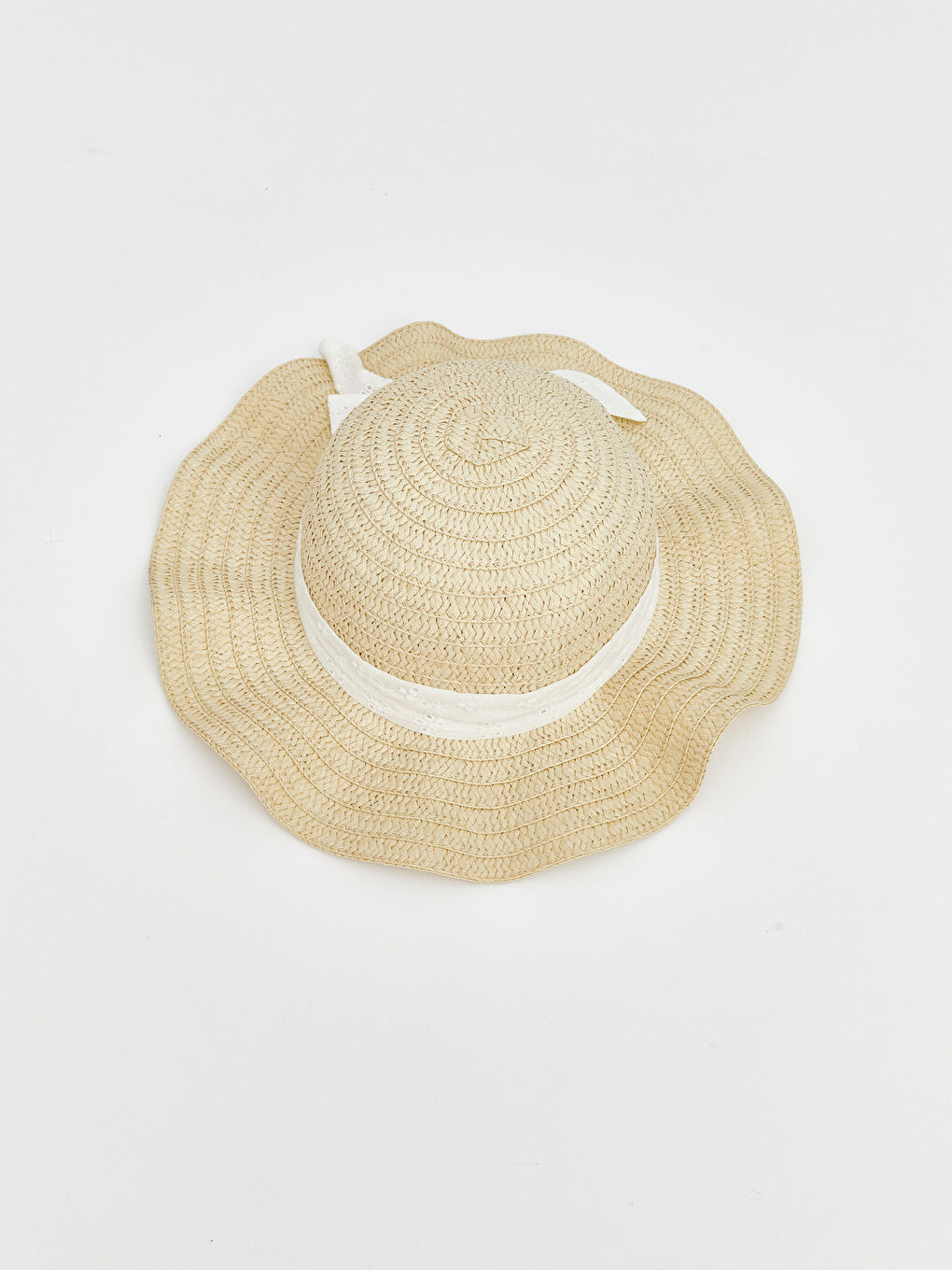 کڵاوی پەڕۆ بێجی کچ-1