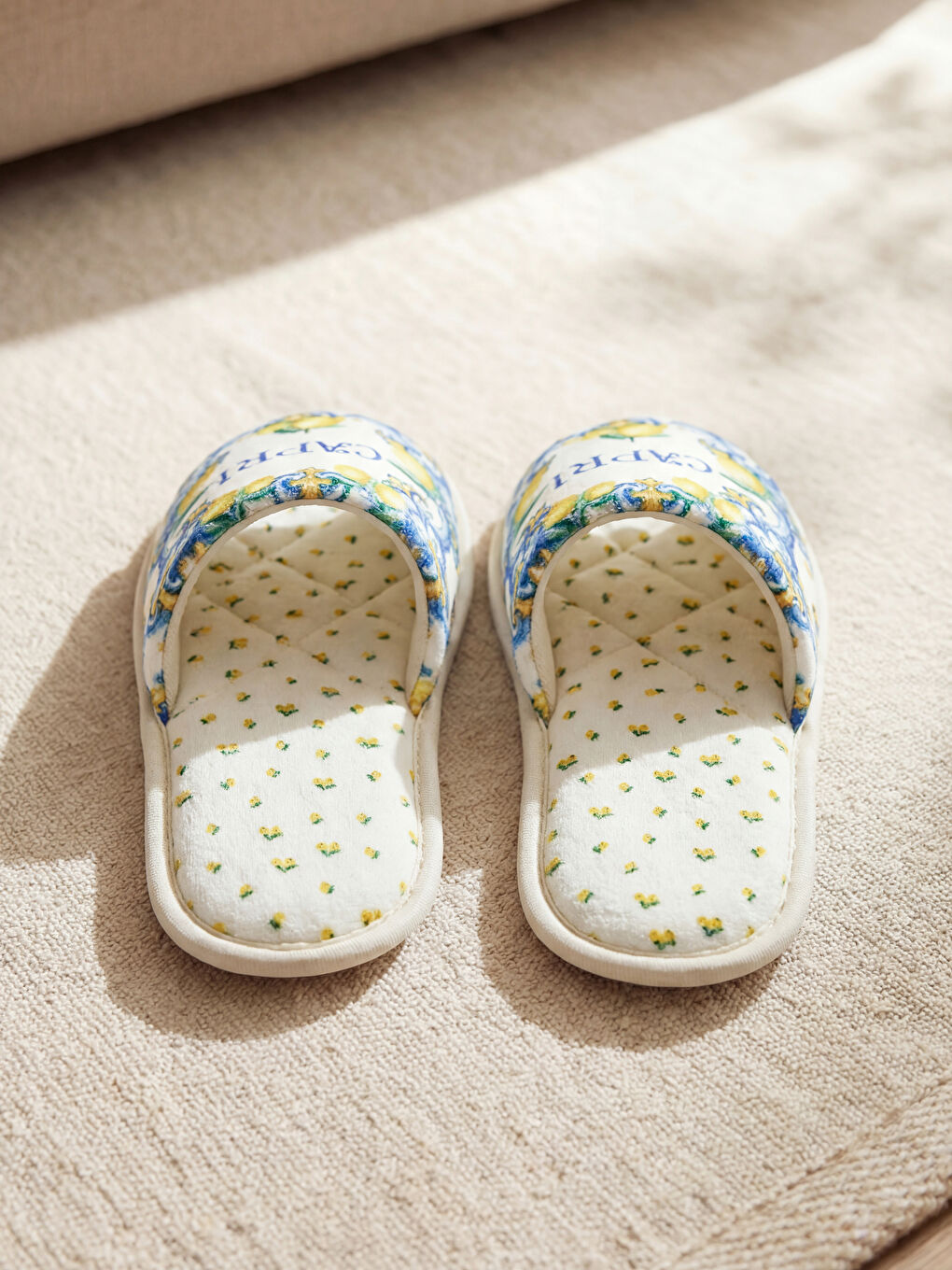 Karışık Limon Baskılı Kadın Ev Terliği-1