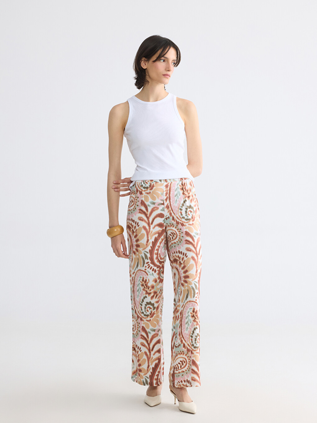 Woman White Tank Top-1