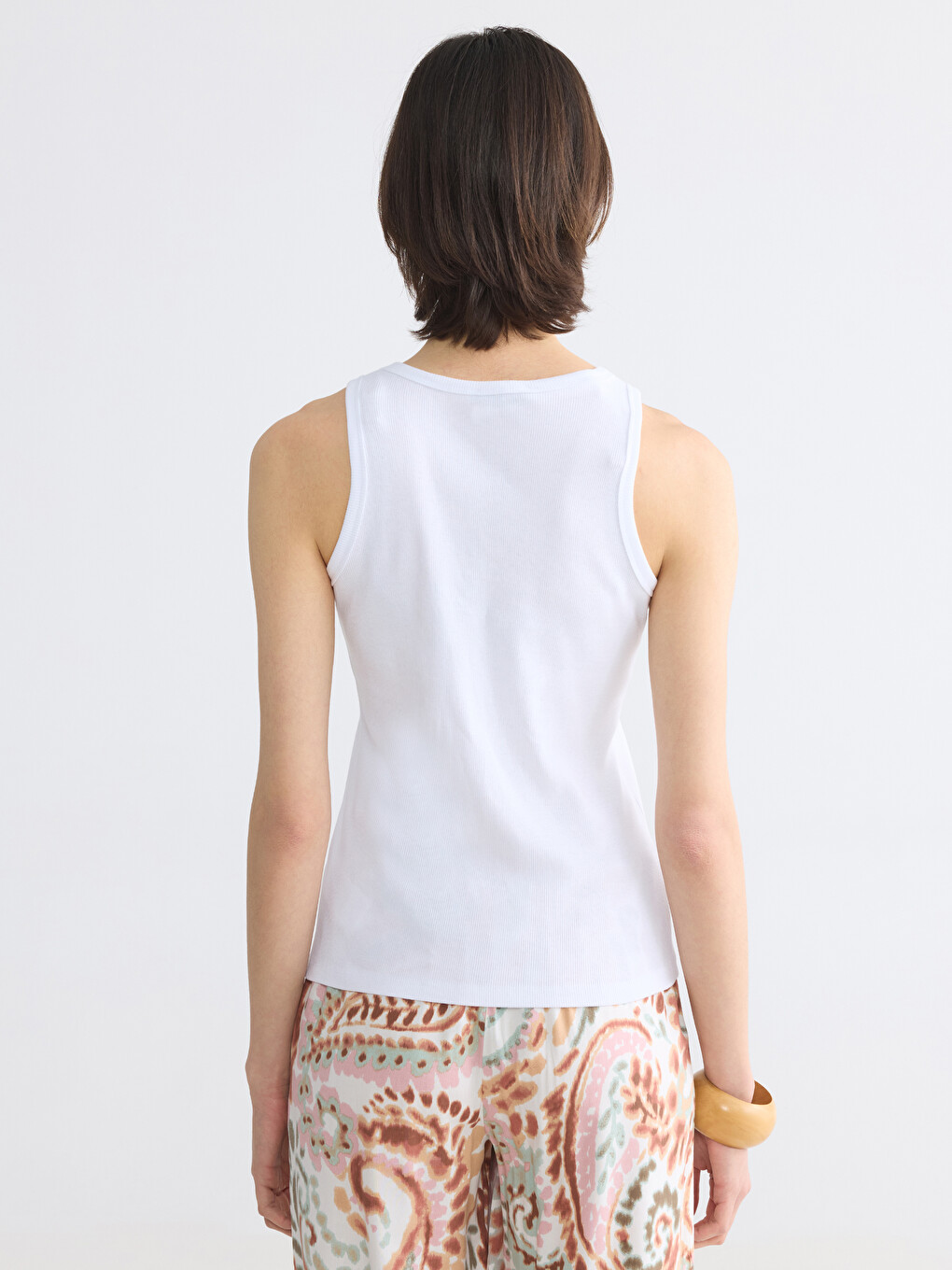 Woman White Tank Top-3