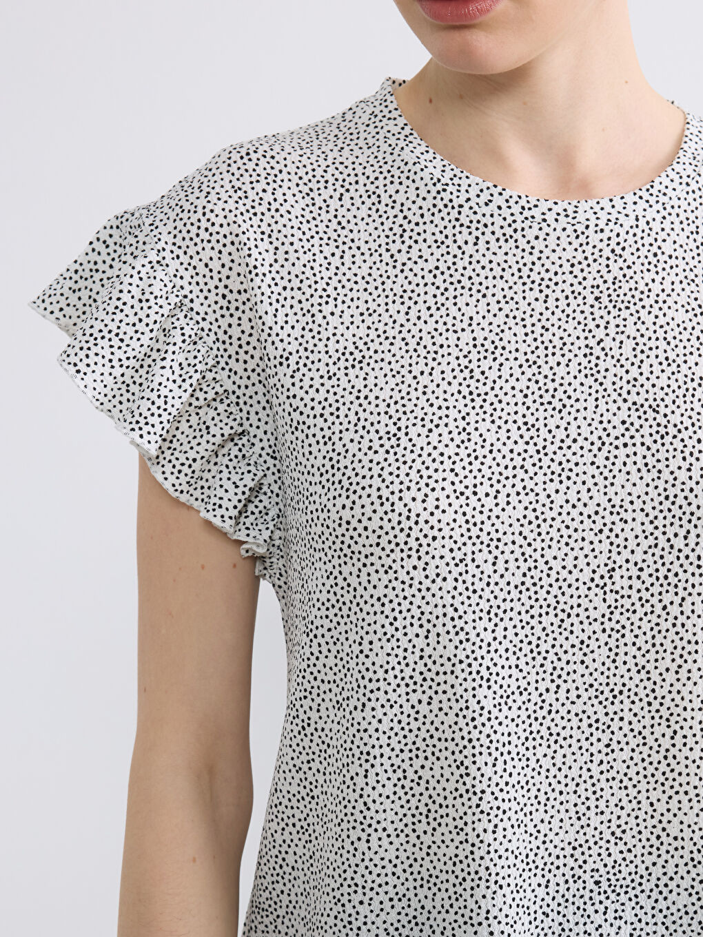 Crew Neck Patterned Frilled Blouse-2