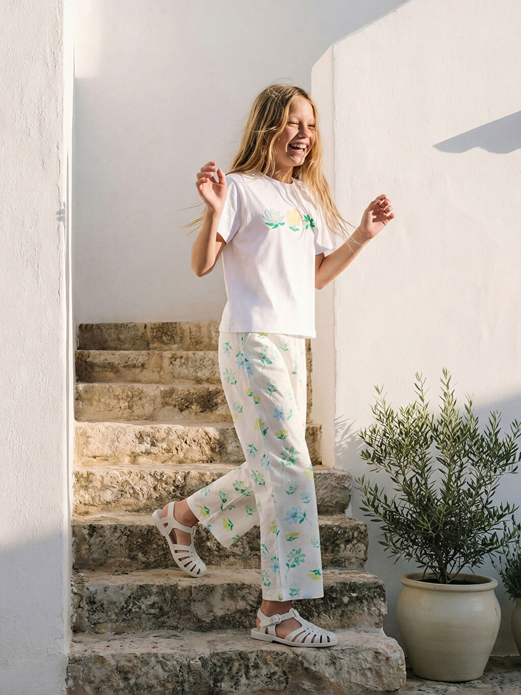 Floral Patterned Girls' Poplin Trousers-1