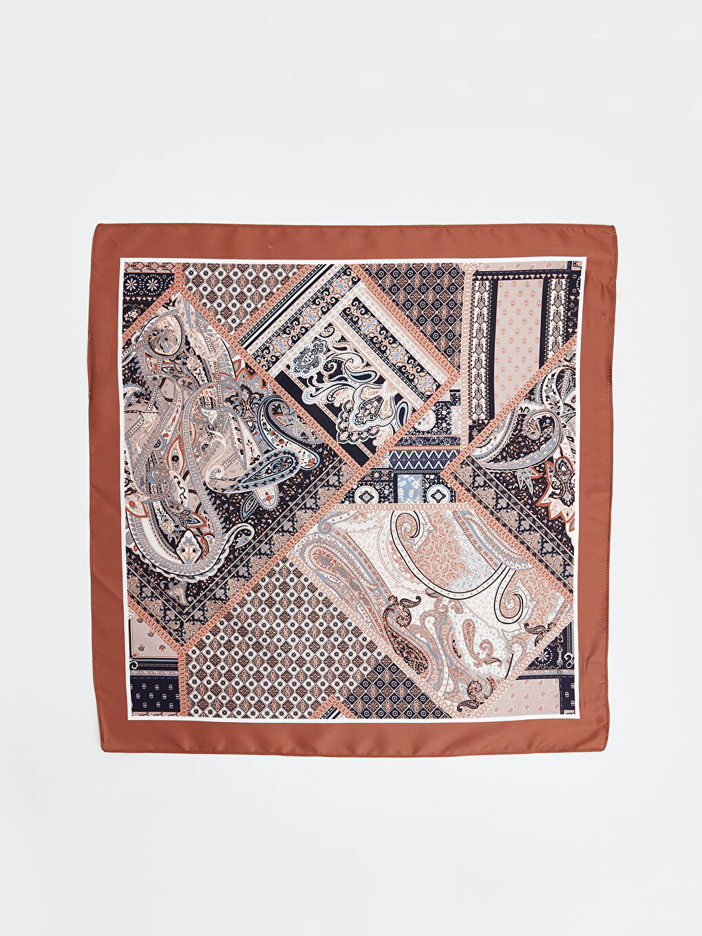 Žena SMEĐA Mali šal-2