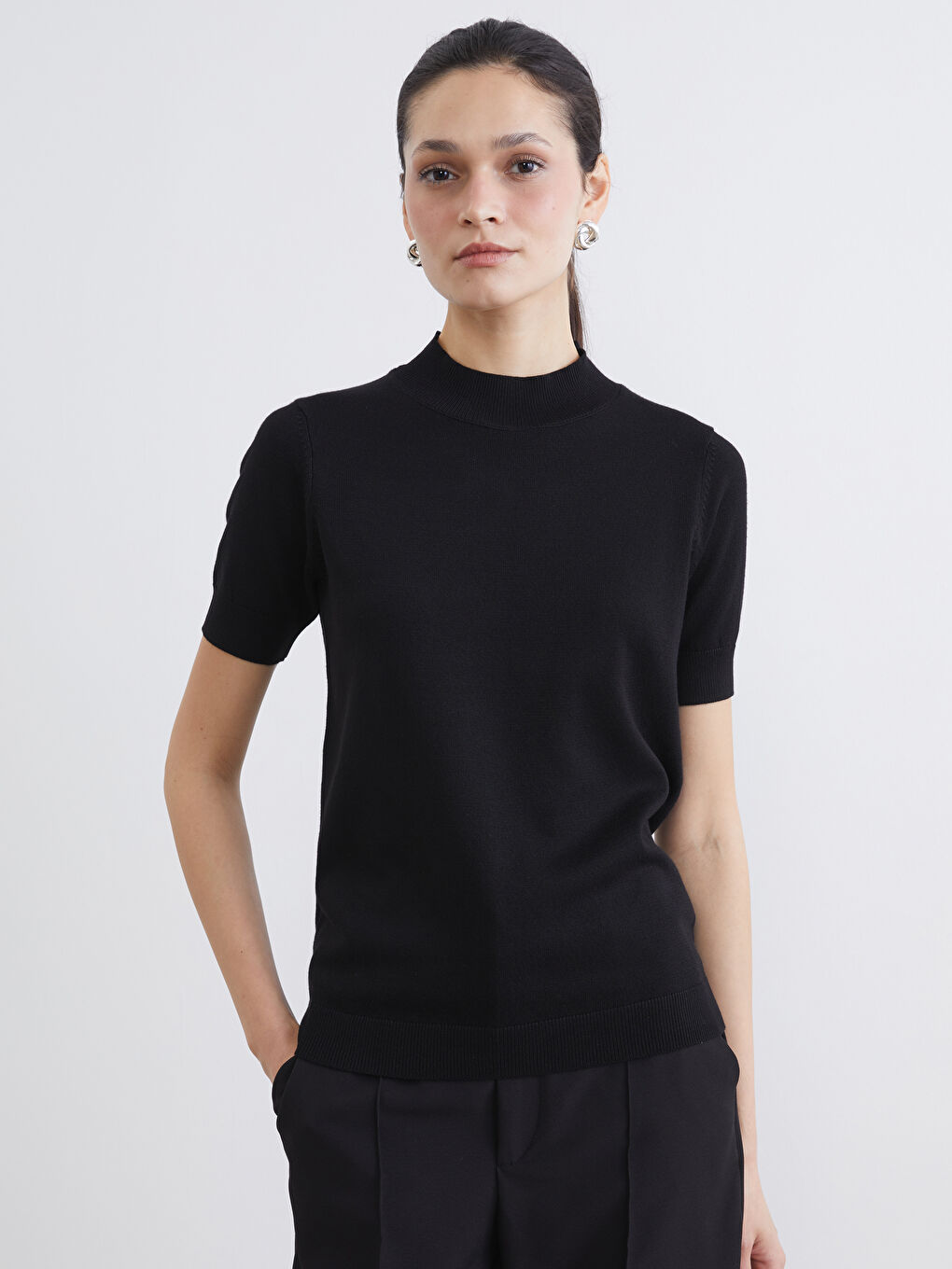 Women's Turtleneck Knit Sweater