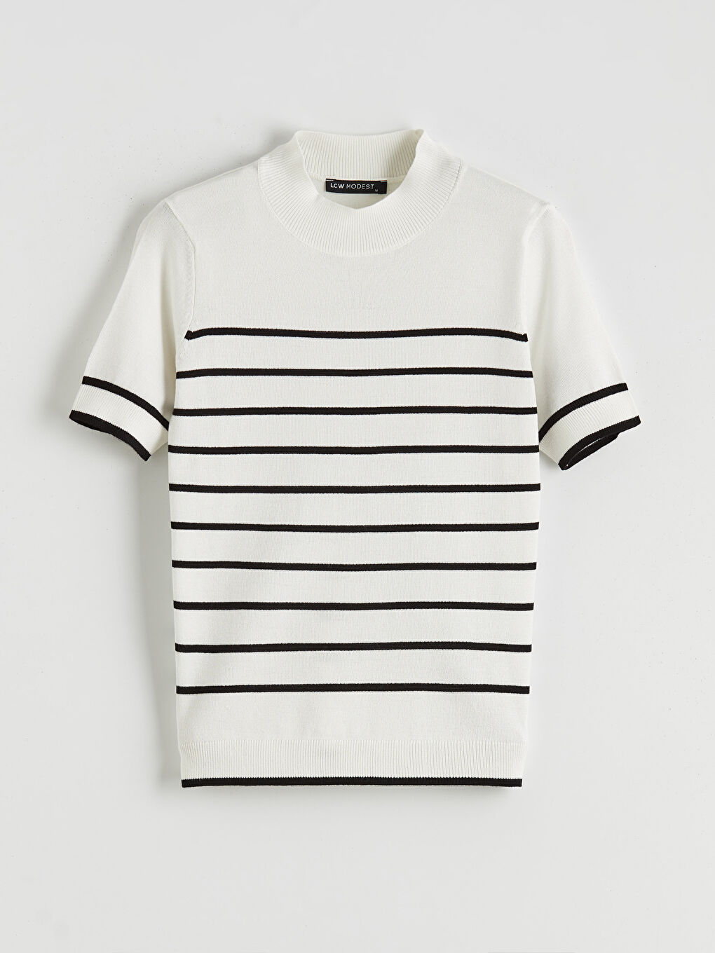 سترة تريكو نساء بياقة عالية مخططة-4