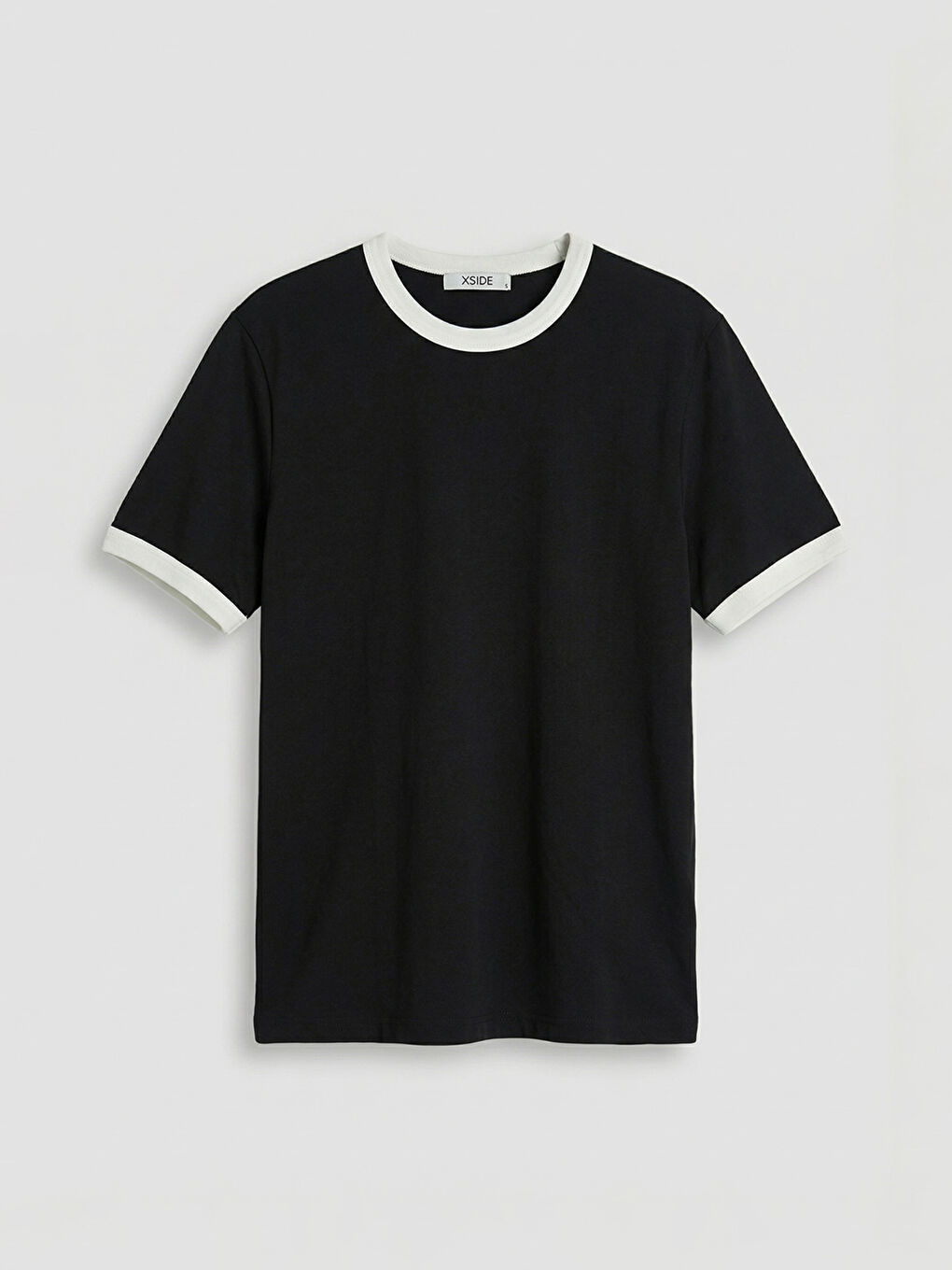 Siyah Bisiklet Yaka Penye Erkek Tişört-4