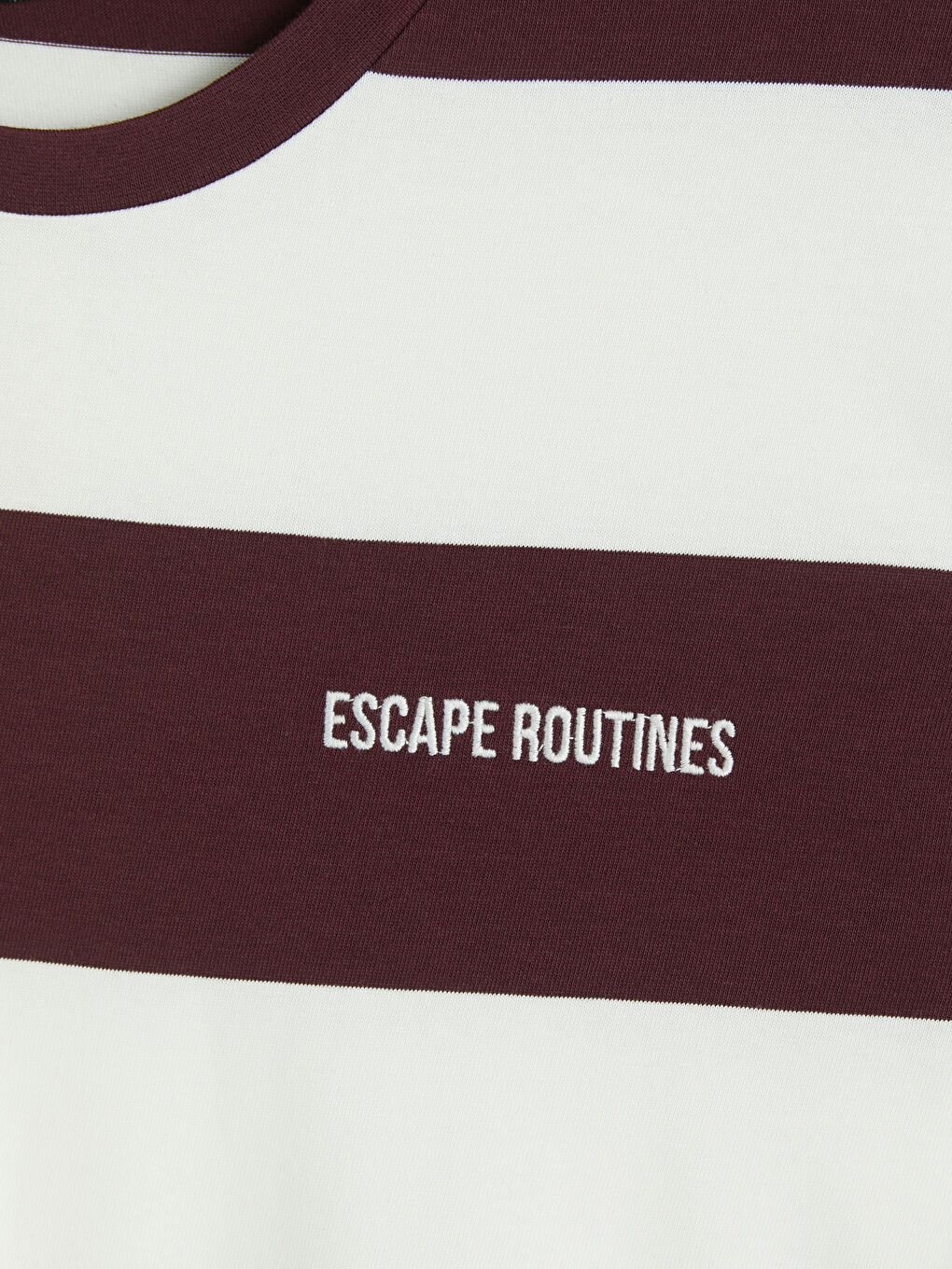 Bordo Bisiklet Yaka Çizgili Erkek Tişört-2