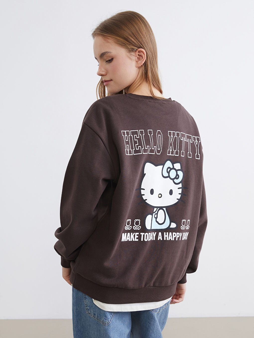 Hello Kitty Printed Women's Oversized Sweatshirt