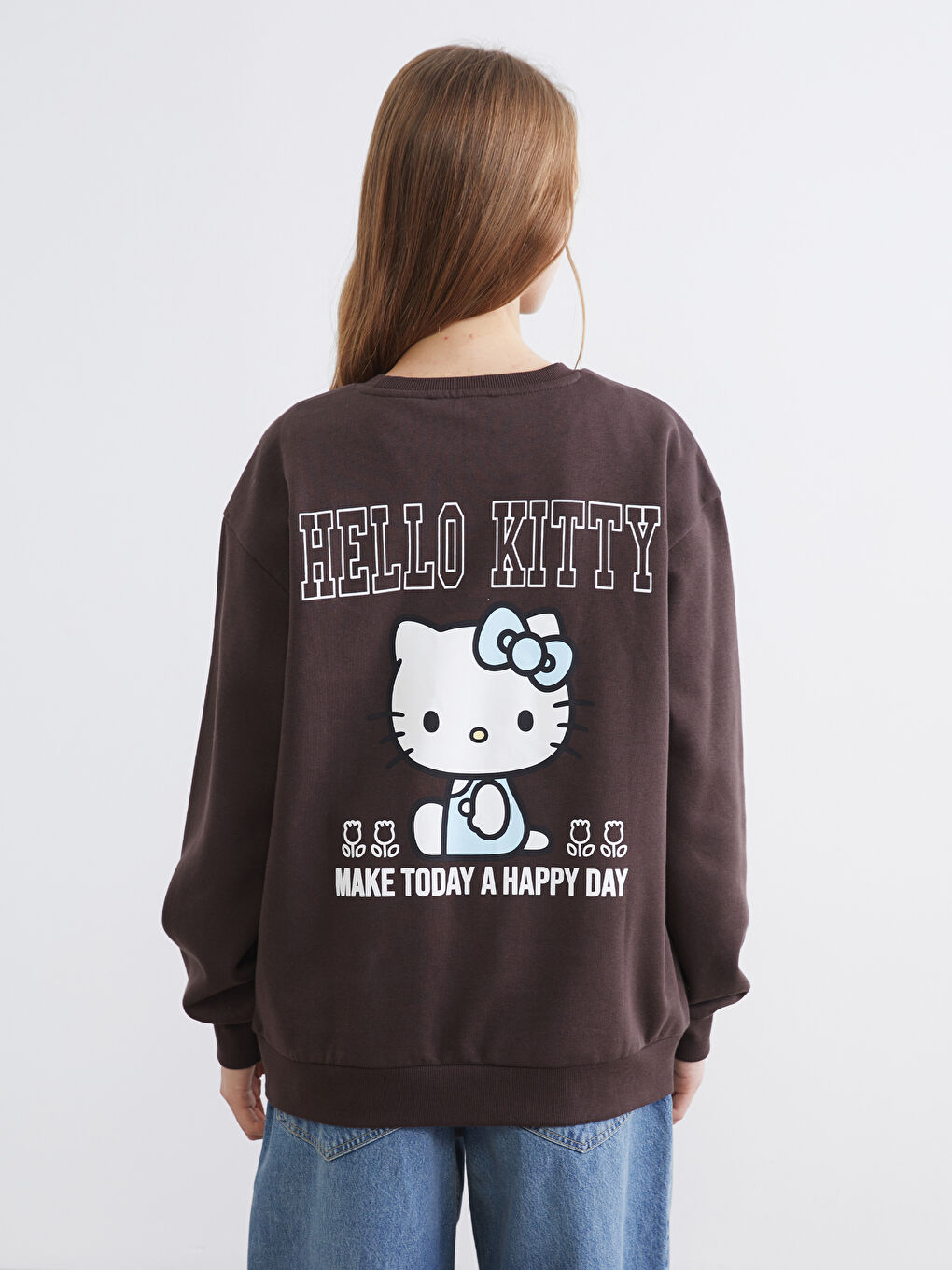 Hello Kitty Printed Women's Oversized Sweatshirt-4