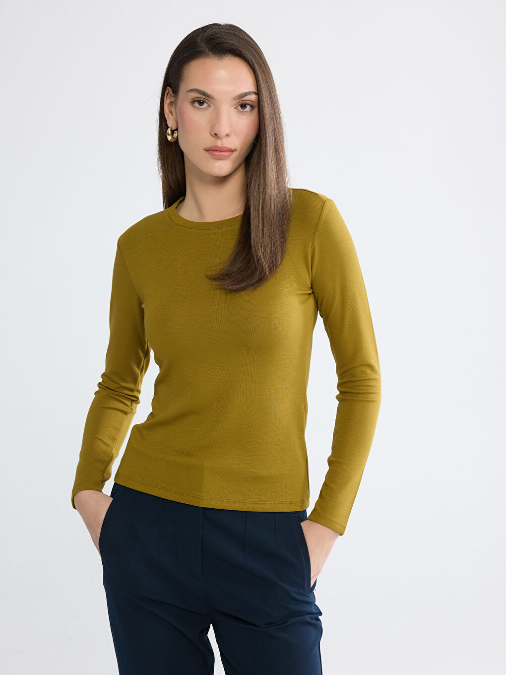 Әйелдерге арналған дөңгелек жағалы боди