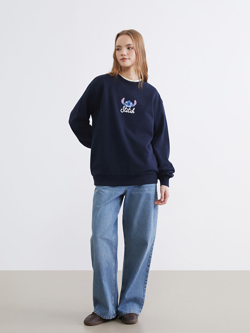 Stitch Printed Oversize Women's Thick Sweatshirt-1