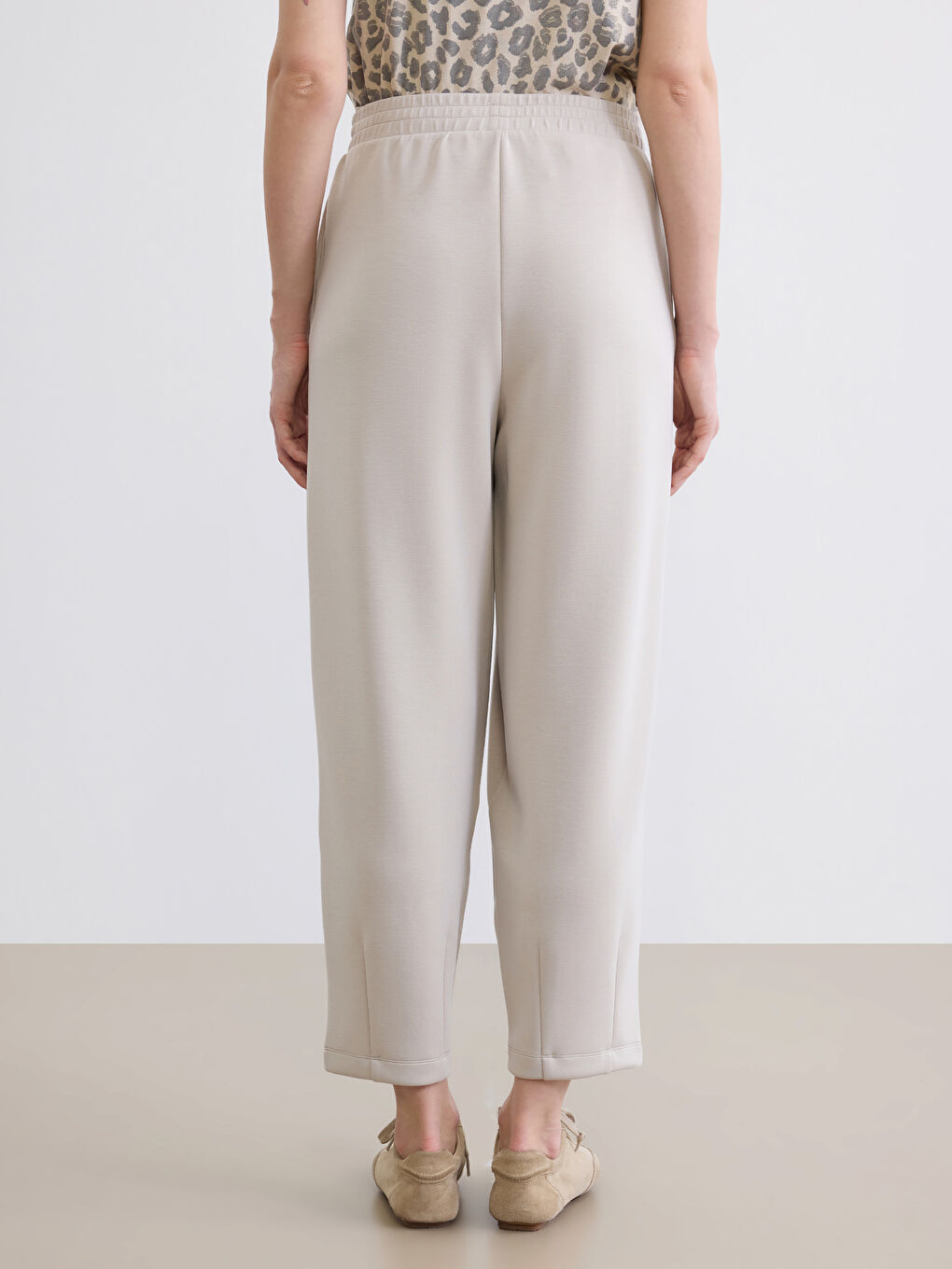 Gri Beli Lastikli Modal Karışımlı Kadın Eşofman Altı-3