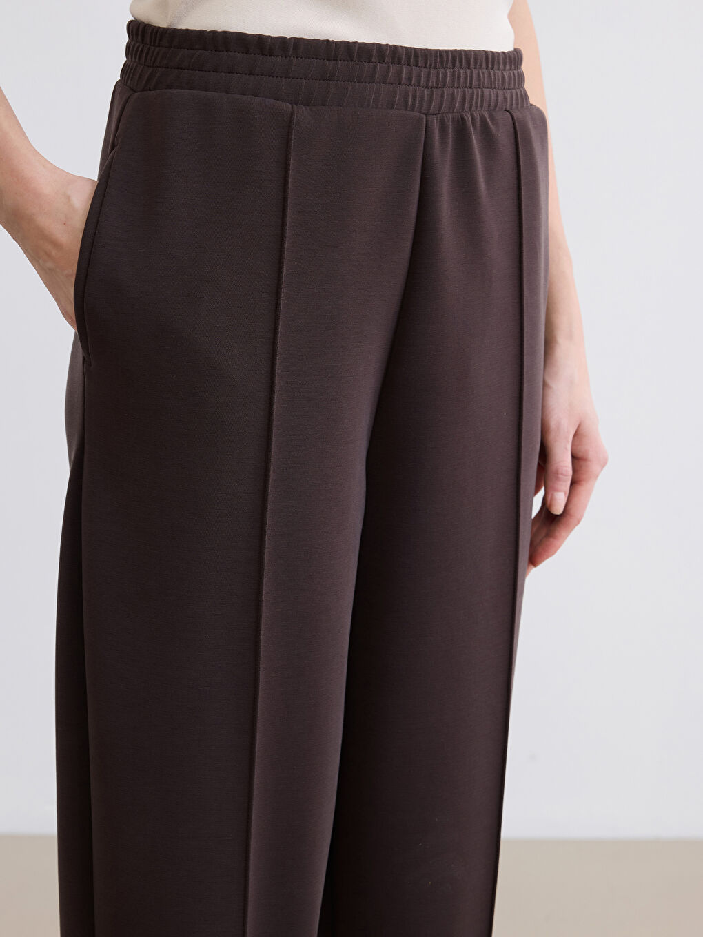 Kahverengi Beli Lastikli Modal Karışımlı Kadın Eşofman Altı-2