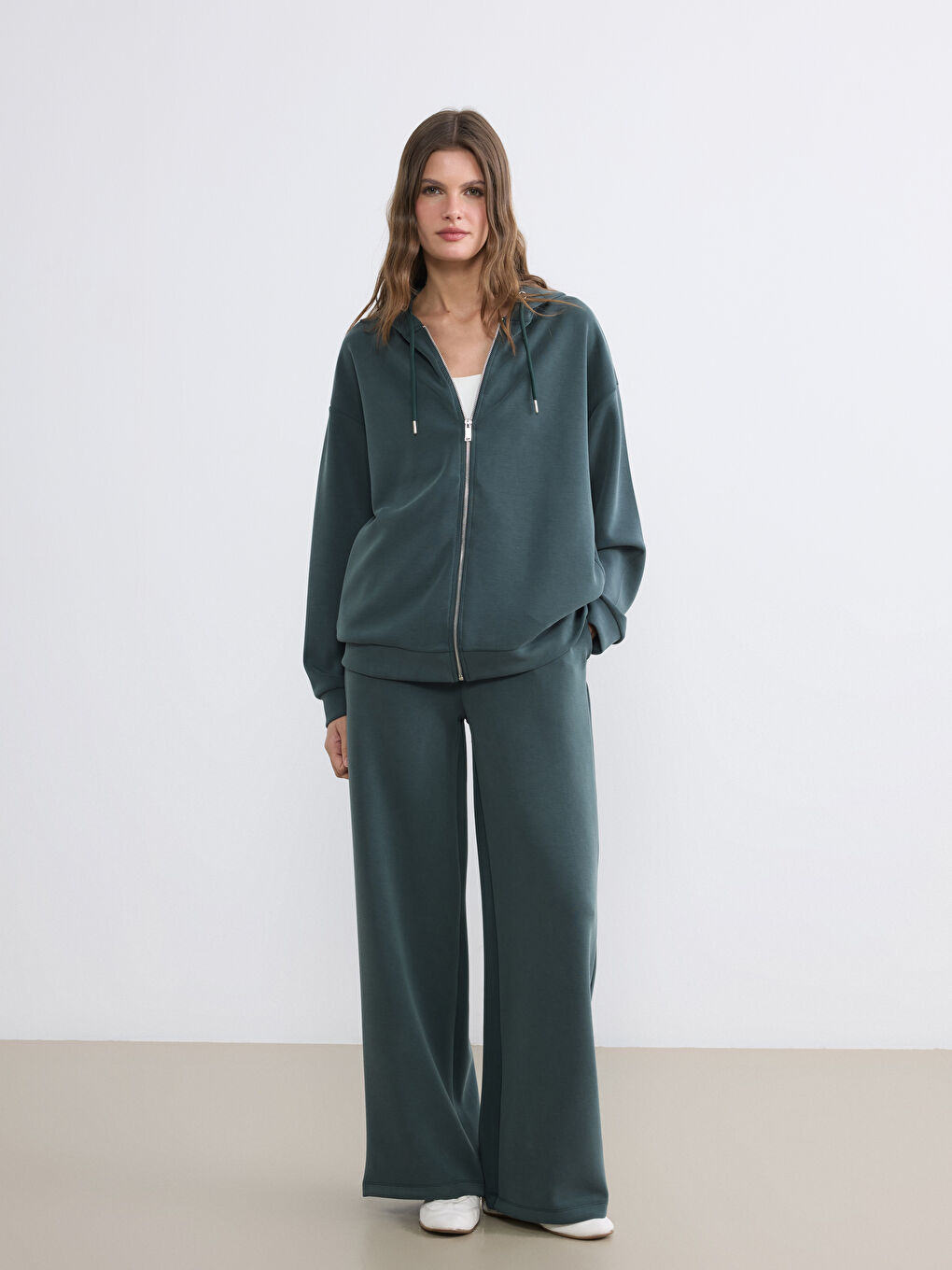 Yeşil Kapüşonlu Oversize Kadın Fermuarlı Sweatshirt-1