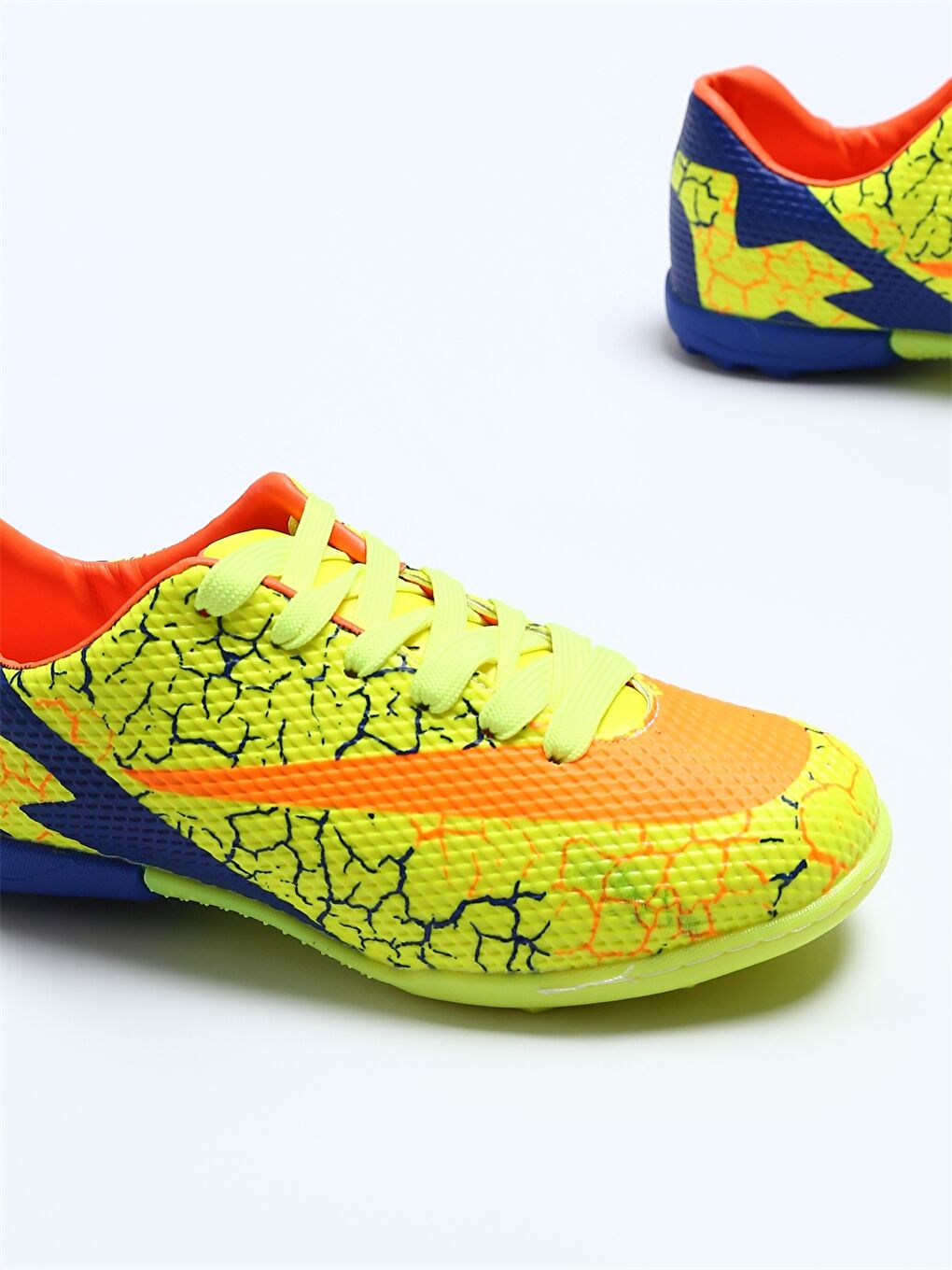 أحذية كرة القدم بالأربطة للأولاد-2