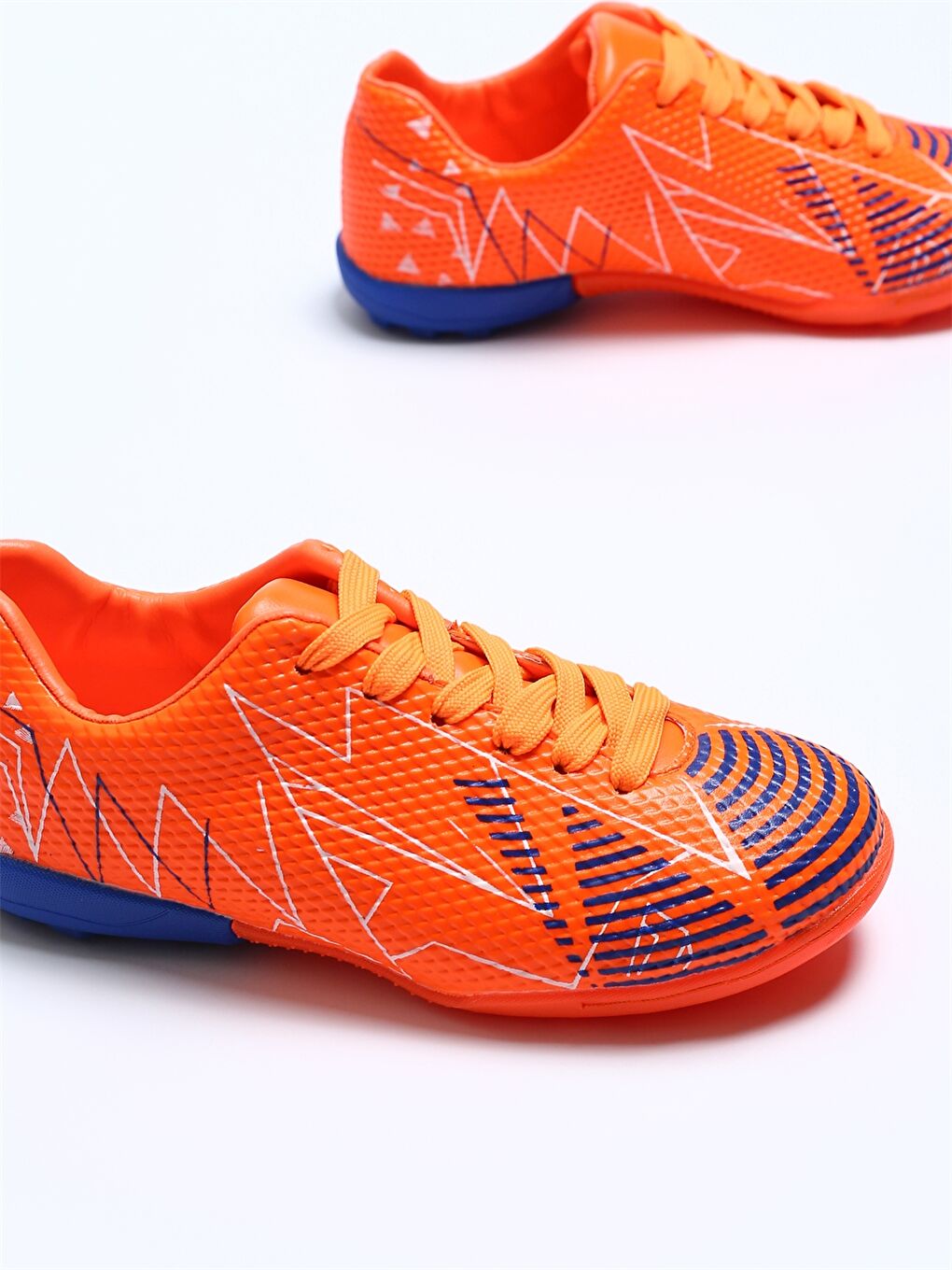 أحذية كرة القدم بالأربطة للأولاد-2