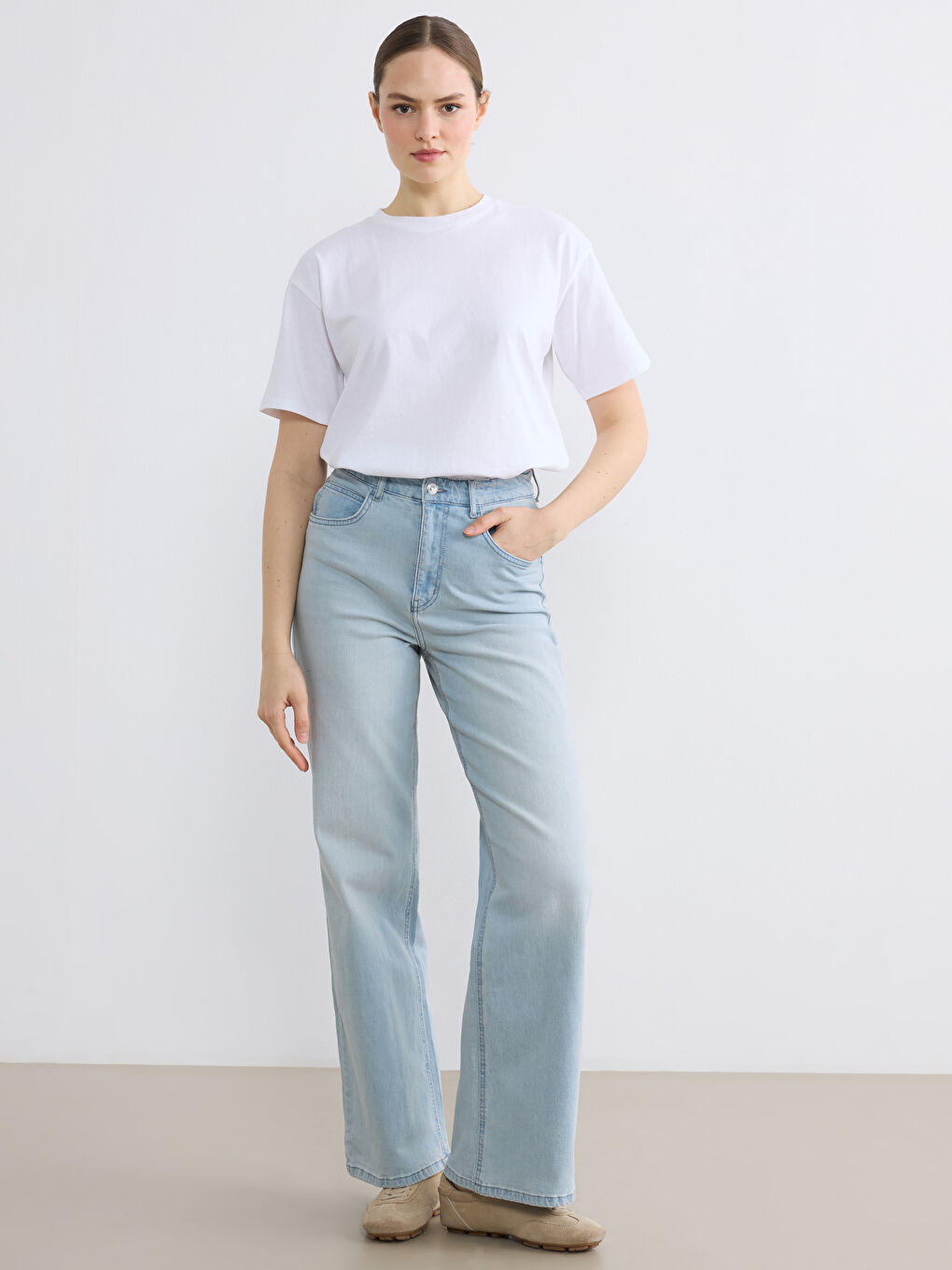 Woman WHITE T-Shirt-1