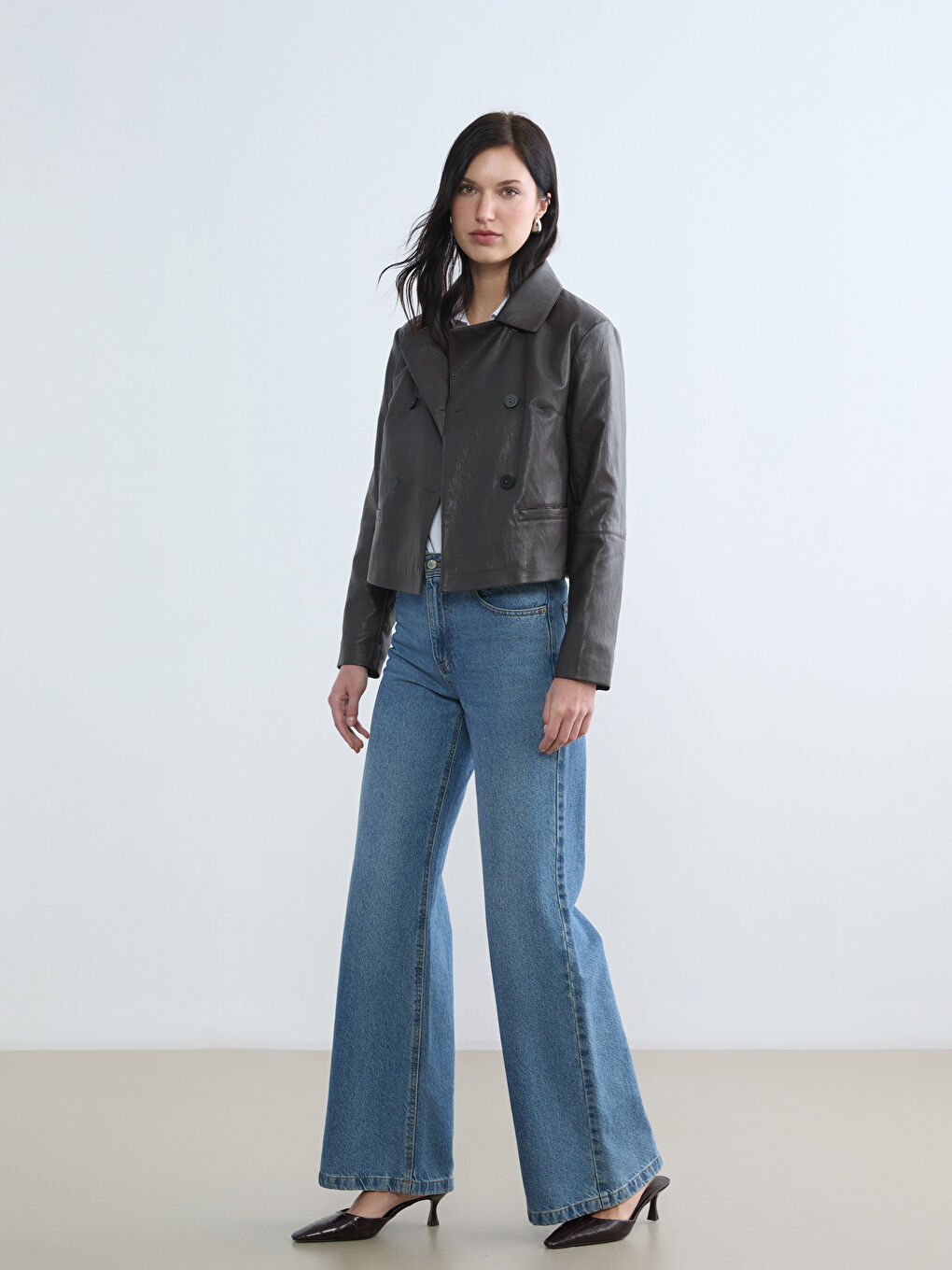 Gömlek Yaka Kadın Deri Görünümlü Ceket-1