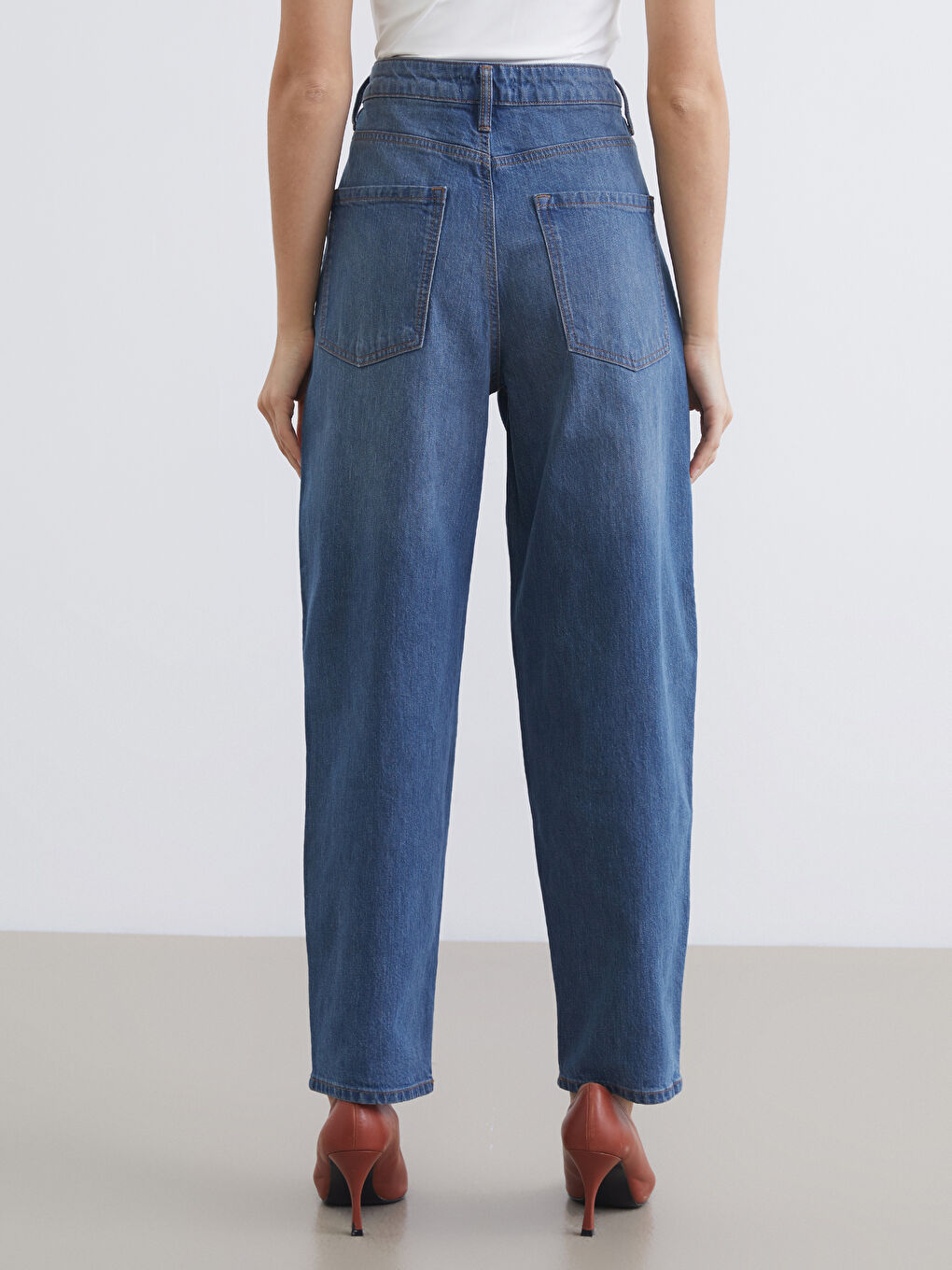 Barrel Fit Jeans für Damen-3